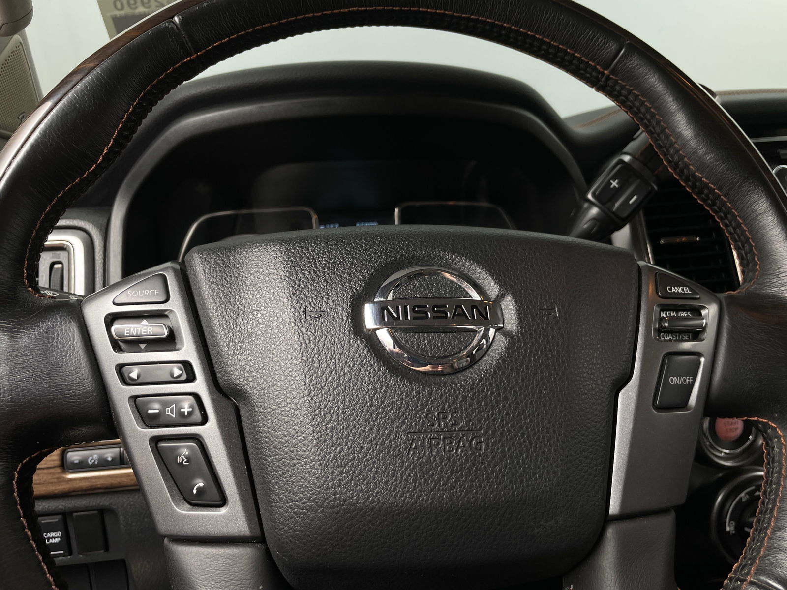 Thumbnail: 2019 Nissan Titan - 4