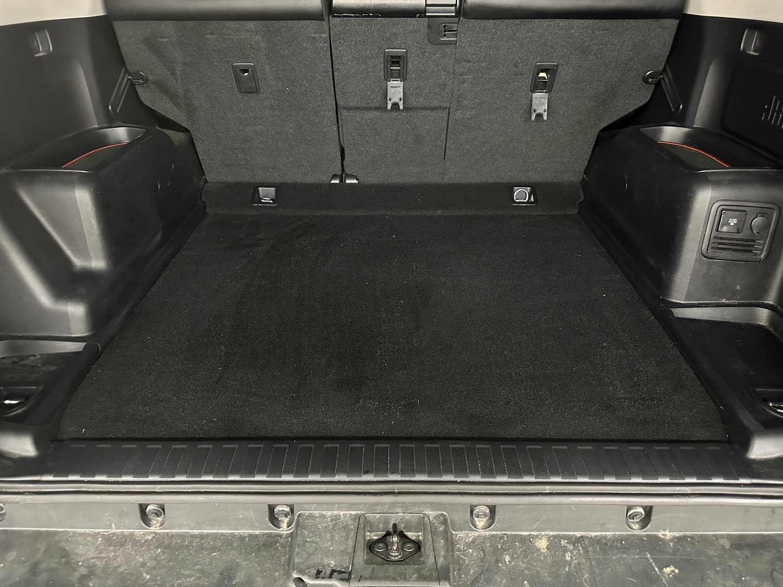 Thumbnail: 2022 Toyota 4Runner - 6