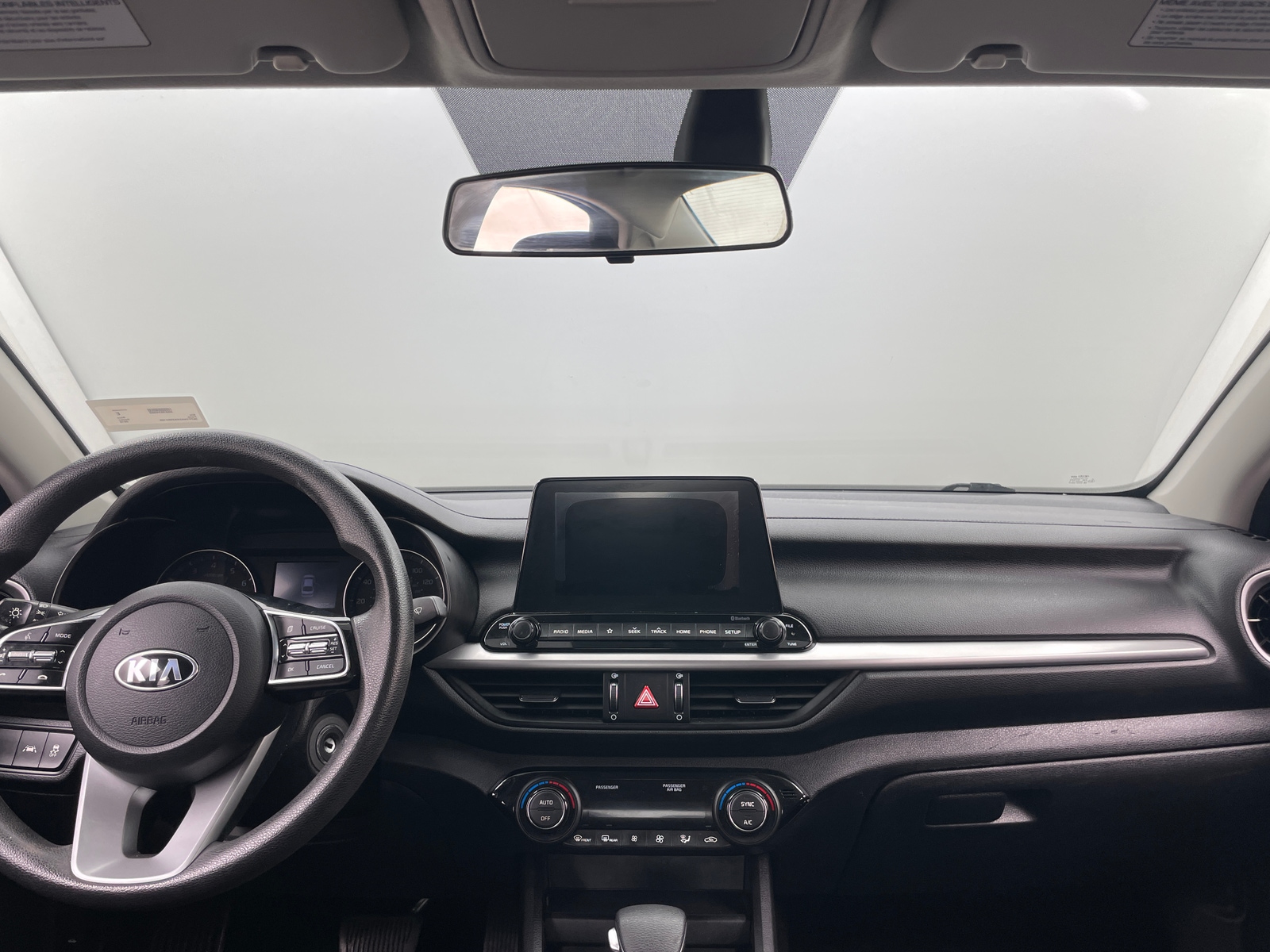 Thumbnail: 2019 Kia Forte - 3