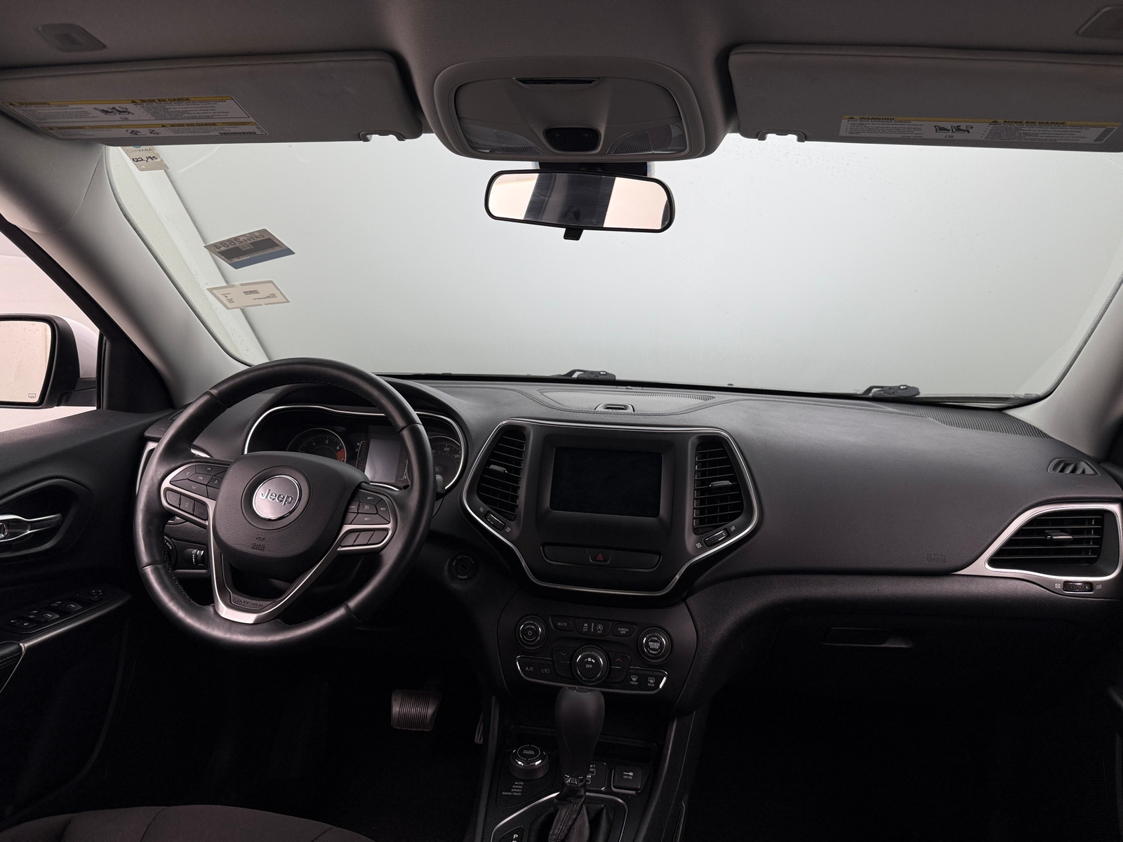 Thumbnail: 2019 Jeep Cherokee - 3