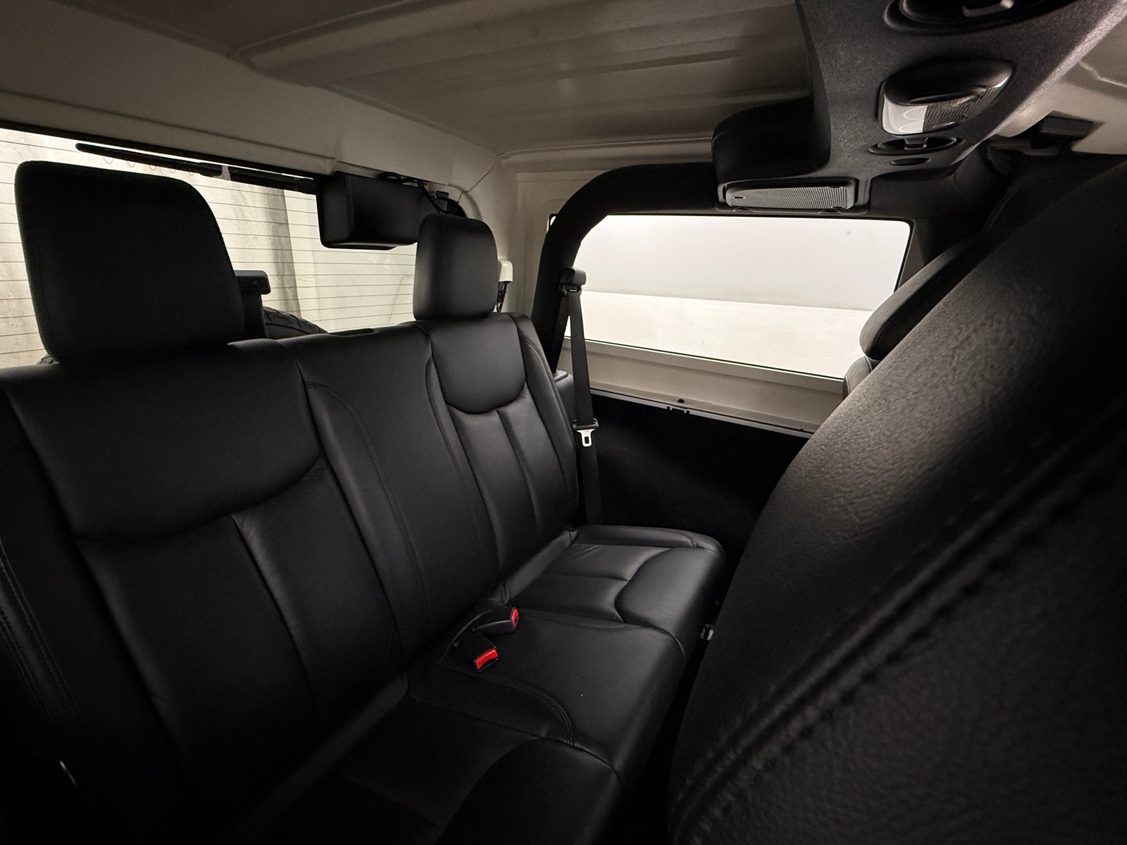 Thumbnail: 2015 Jeep Wrangler - 5