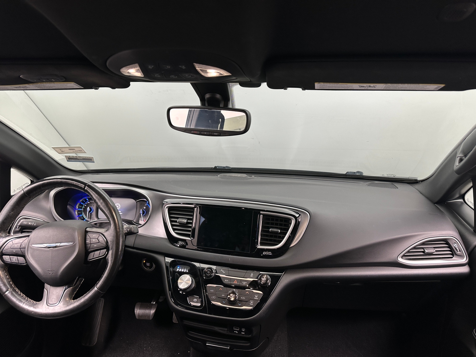 Thumbnail: 2020 Chrysler Pacifica - 2
