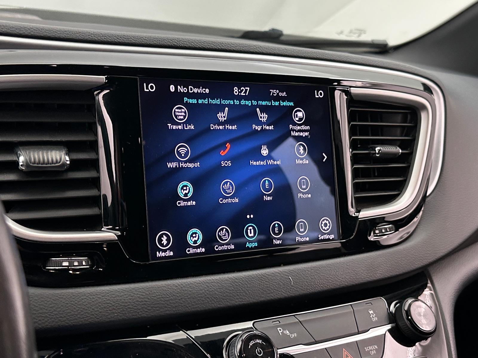 Thumbnail: 2020 Chrysler Pacifica - 3