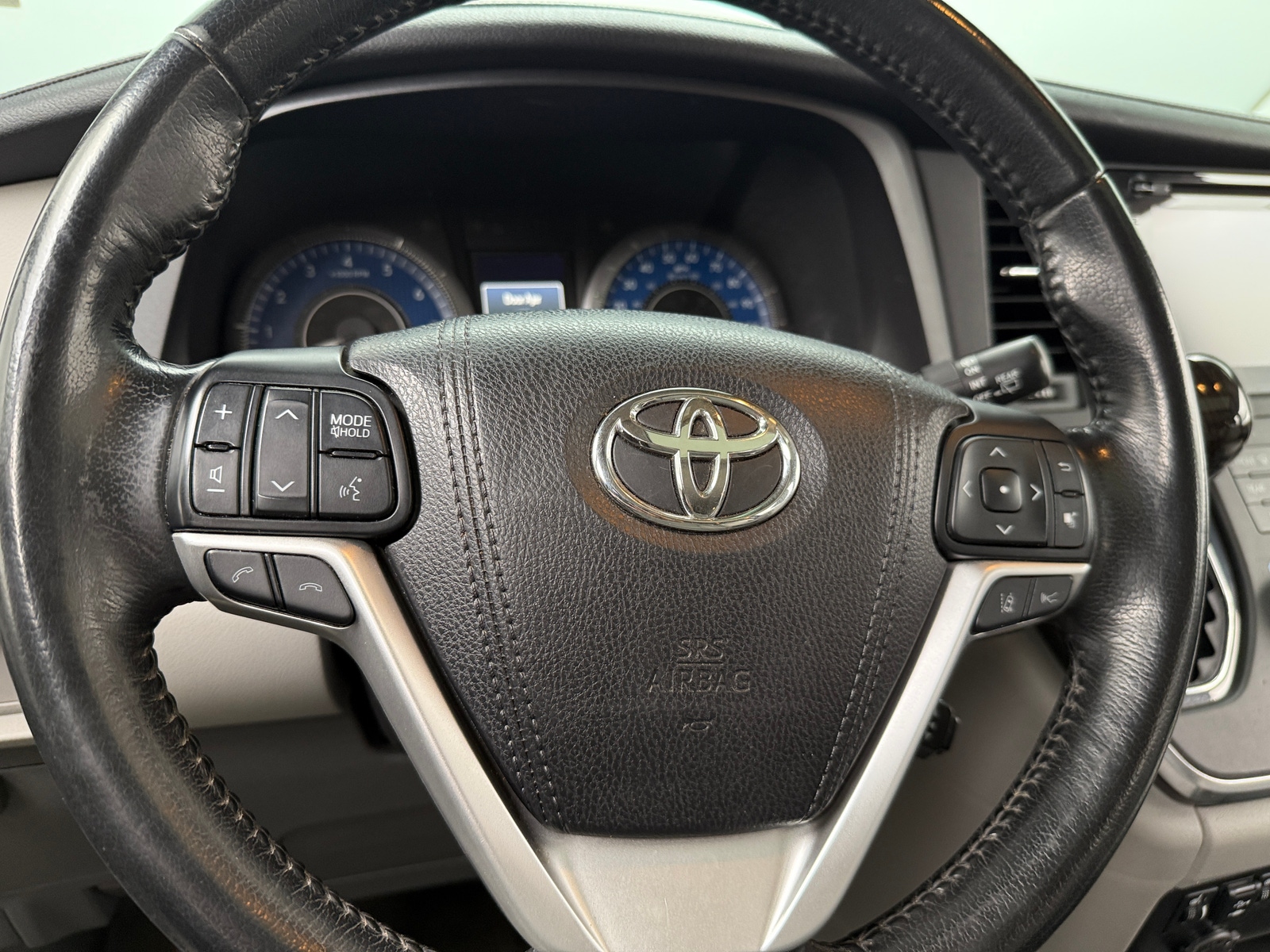 Thumbnail: 2018 Toyota Sienna - 5