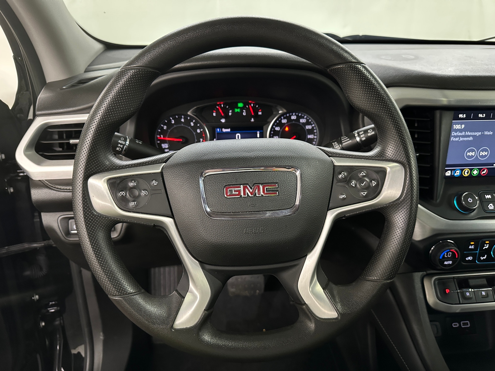 Thumbnail: 2023 GMC Acadia - 5