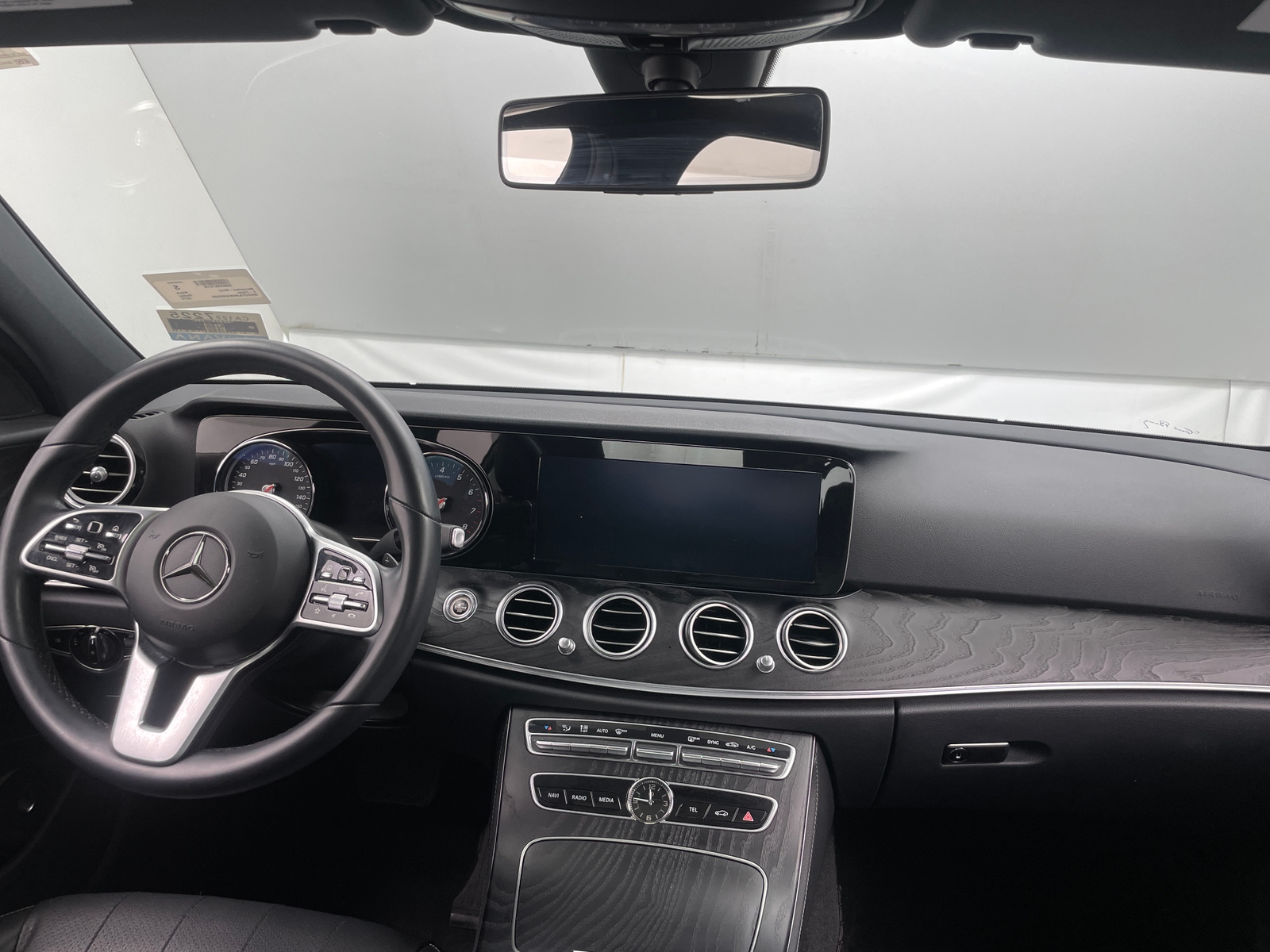 Thumbnail: 2019 Mercedes-Benz E-Class - 2