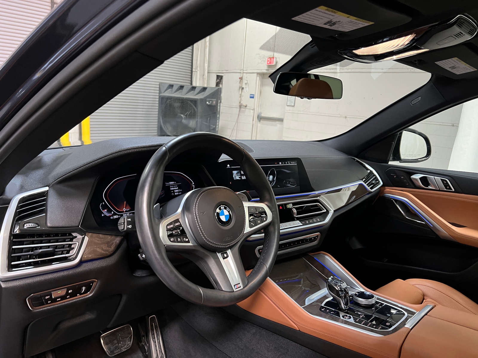 Thumbnail: 2022 BMW X6 - 2