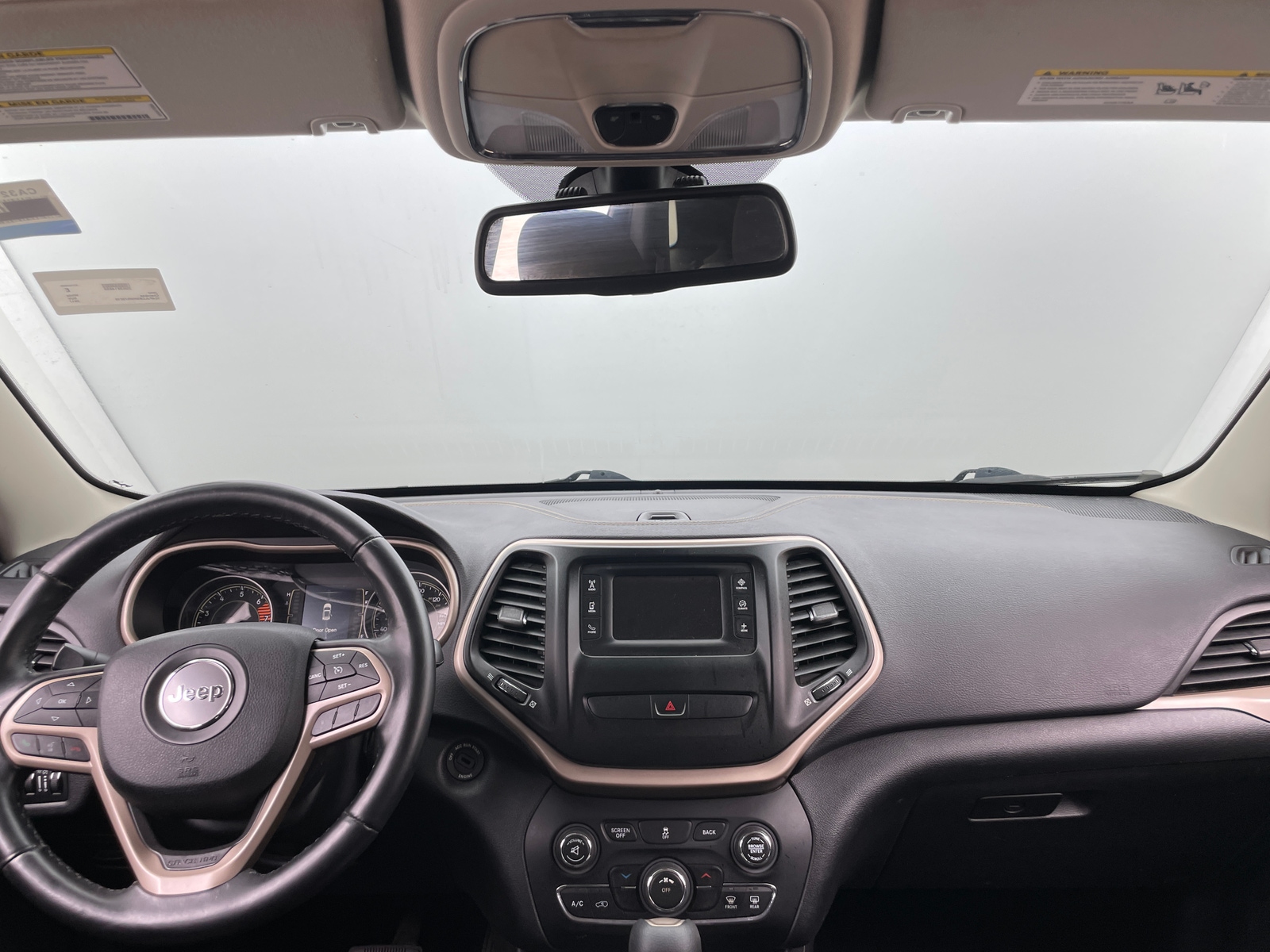 Thumbnail: 2017 Jeep Cherokee - 3