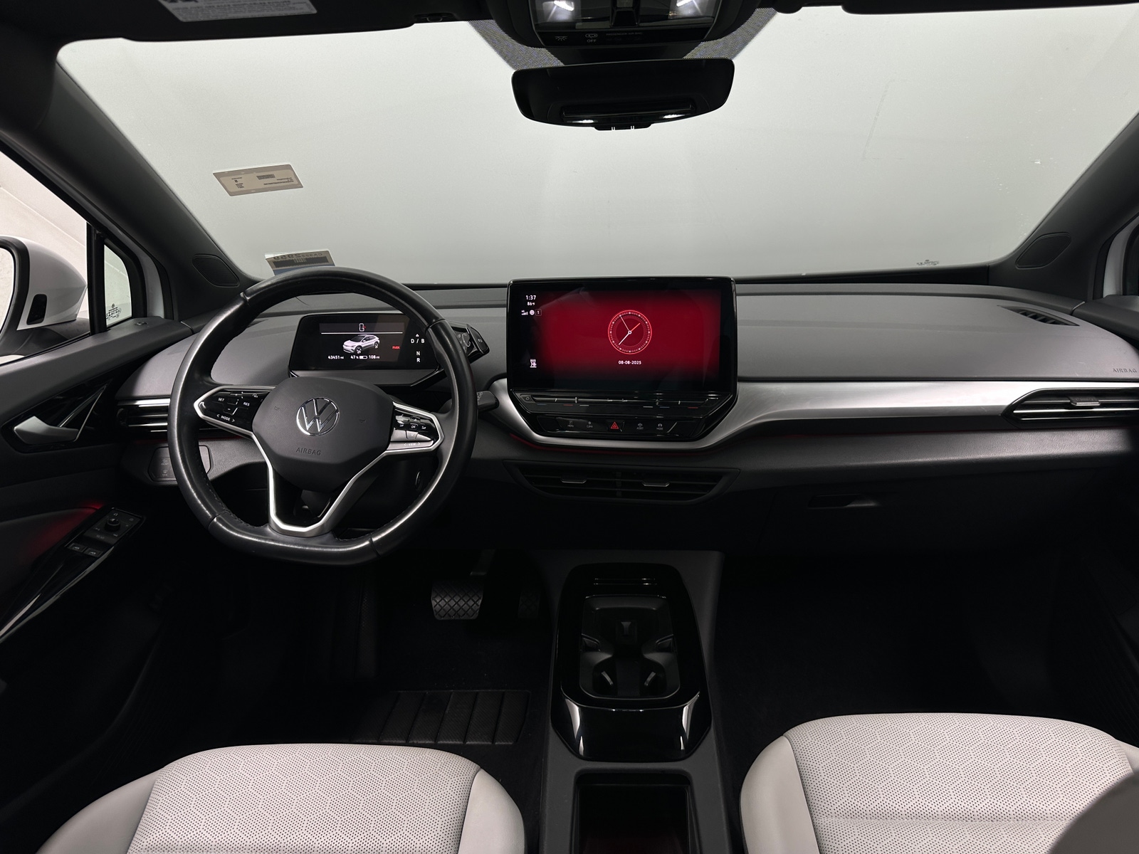 Thumbnail: 2021 Volkswagen ID.4 - 2