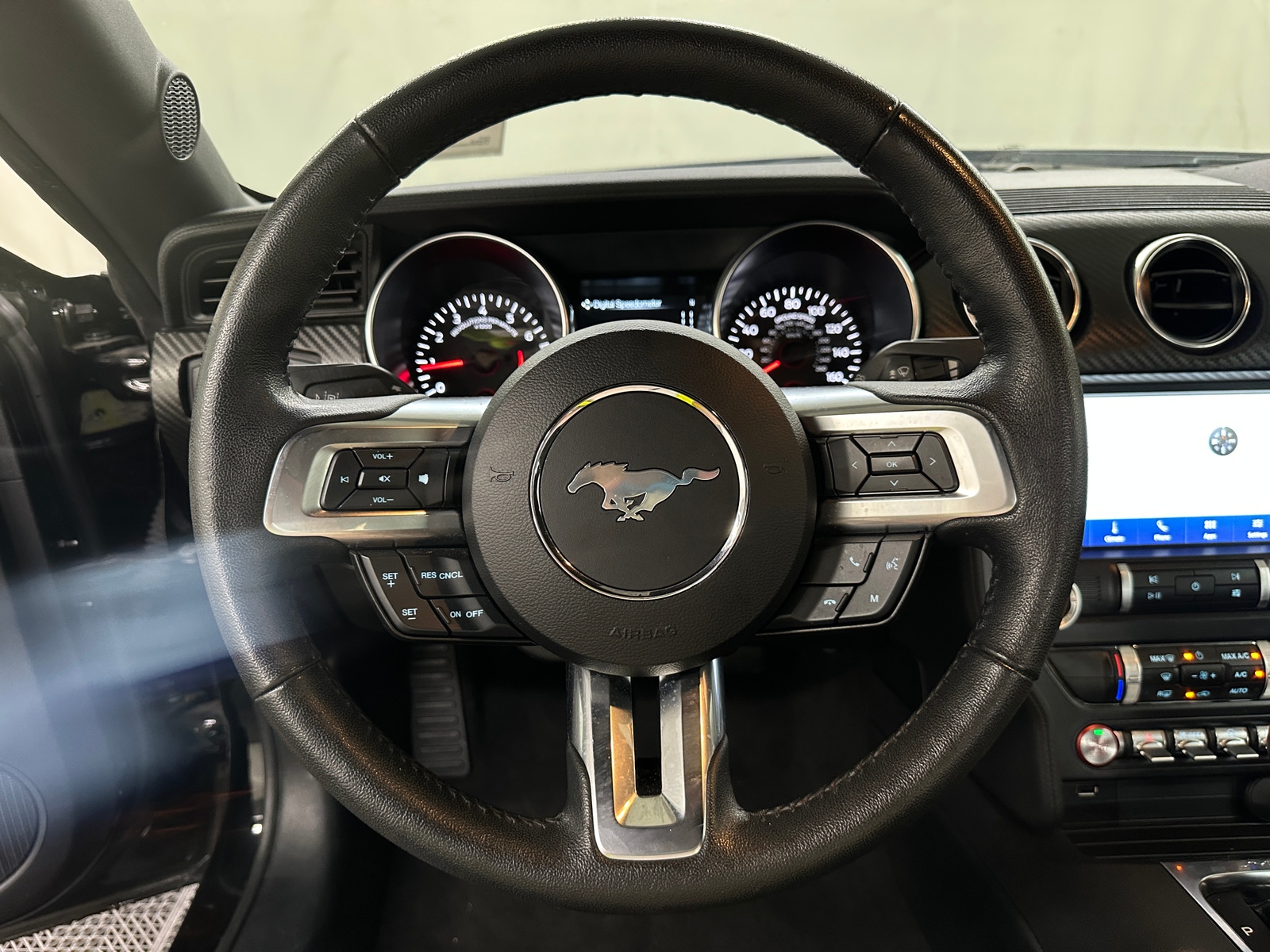Thumbnail: 2022 Ford Mustang - 4