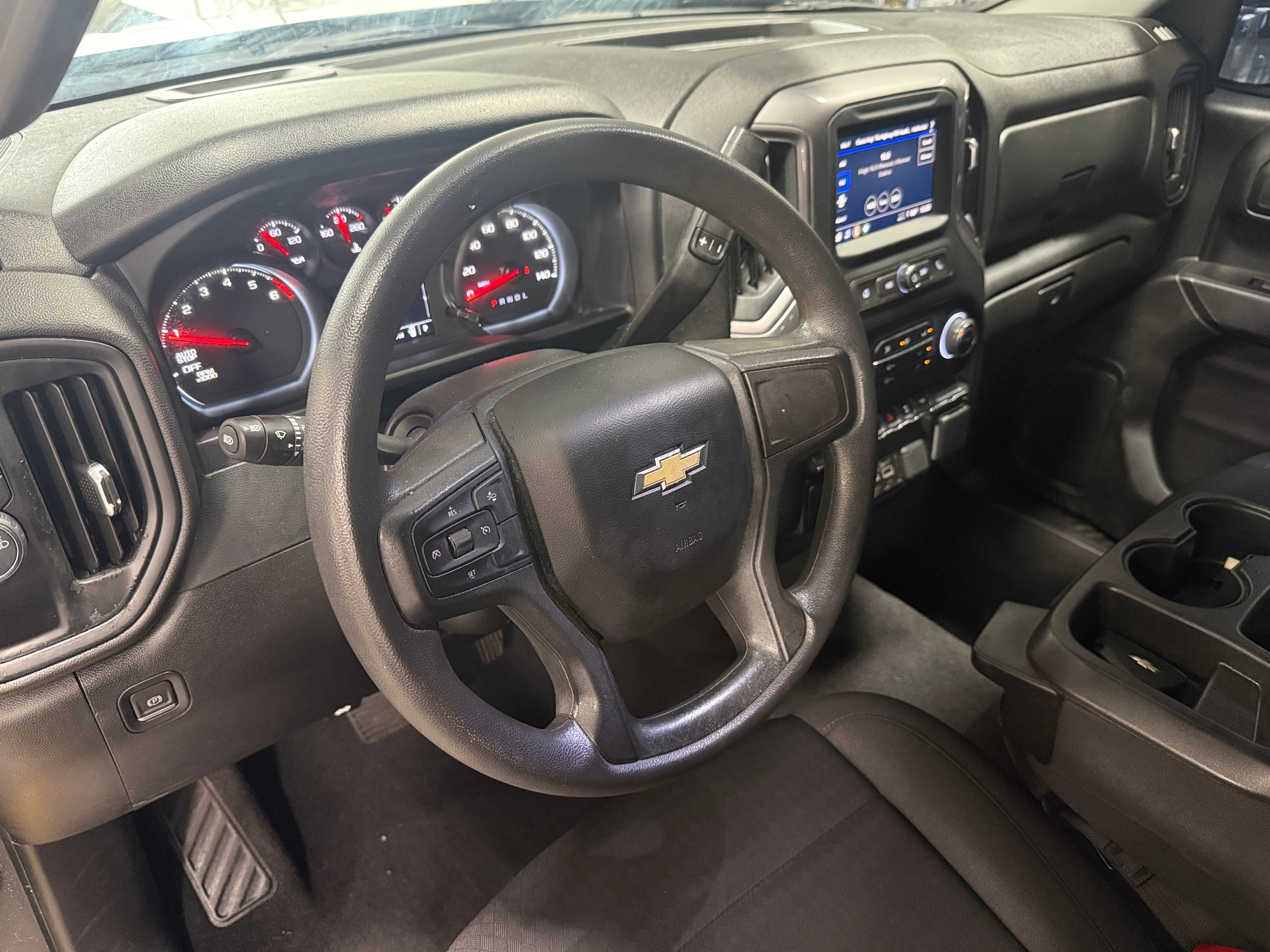 Thumbnail: 2022 Chevrolet Silverado 1500 - 3