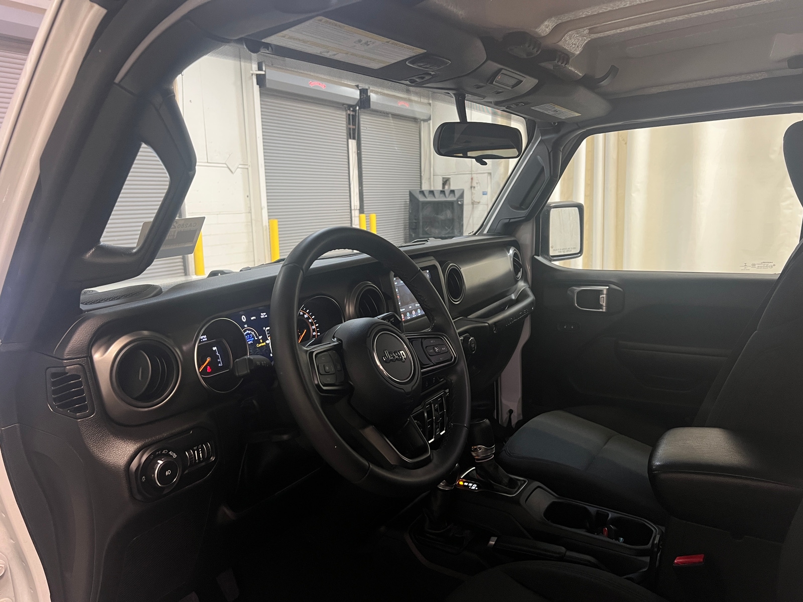 Thumbnail: 2022 Jeep Wrangler - 3