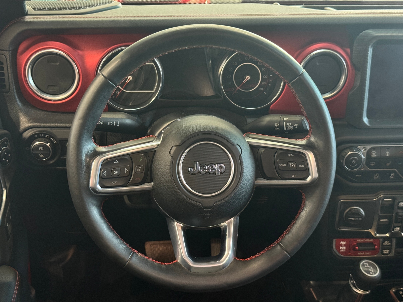 Thumbnail: 2021 Jeep Gladiator - 4