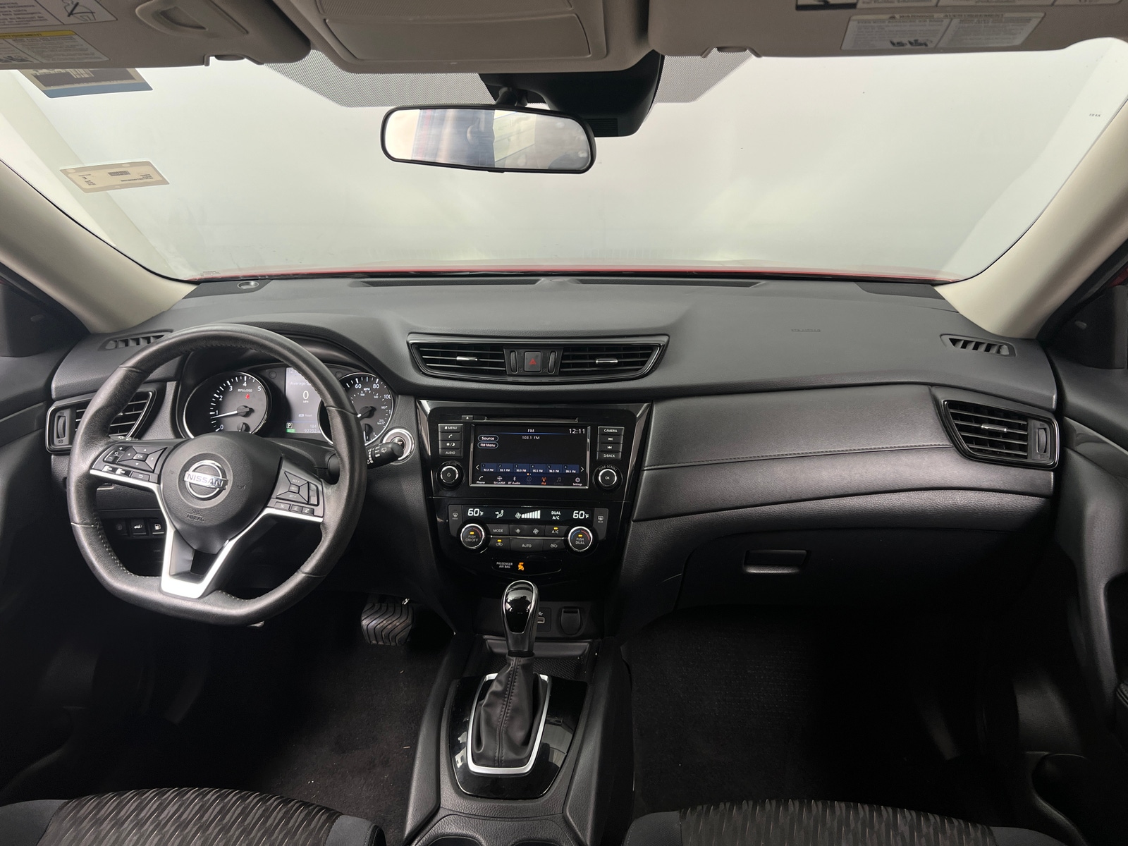 Thumbnail: 2019 Nissan Rogue - 3