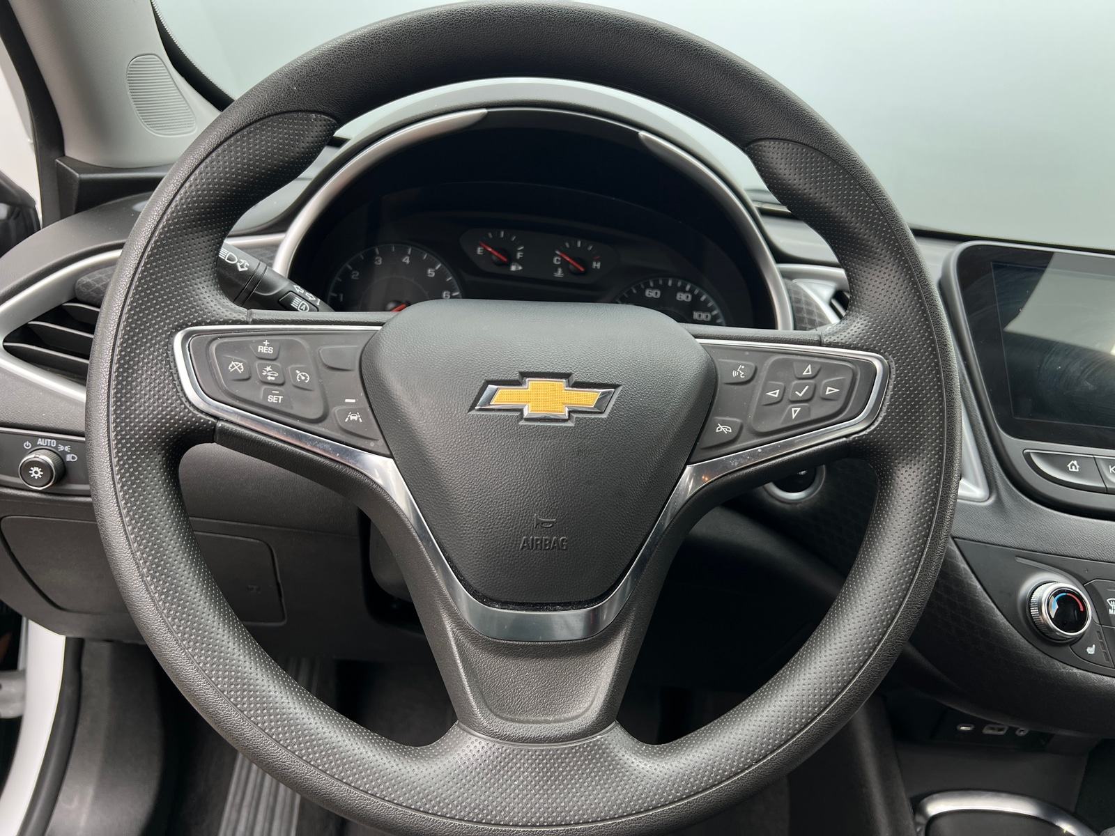 Thumbnail: 2024 Chevrolet Malibu - 5