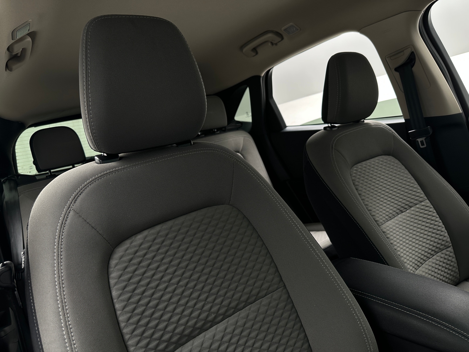 Thumbnail: 2020 Ford Escape - 2