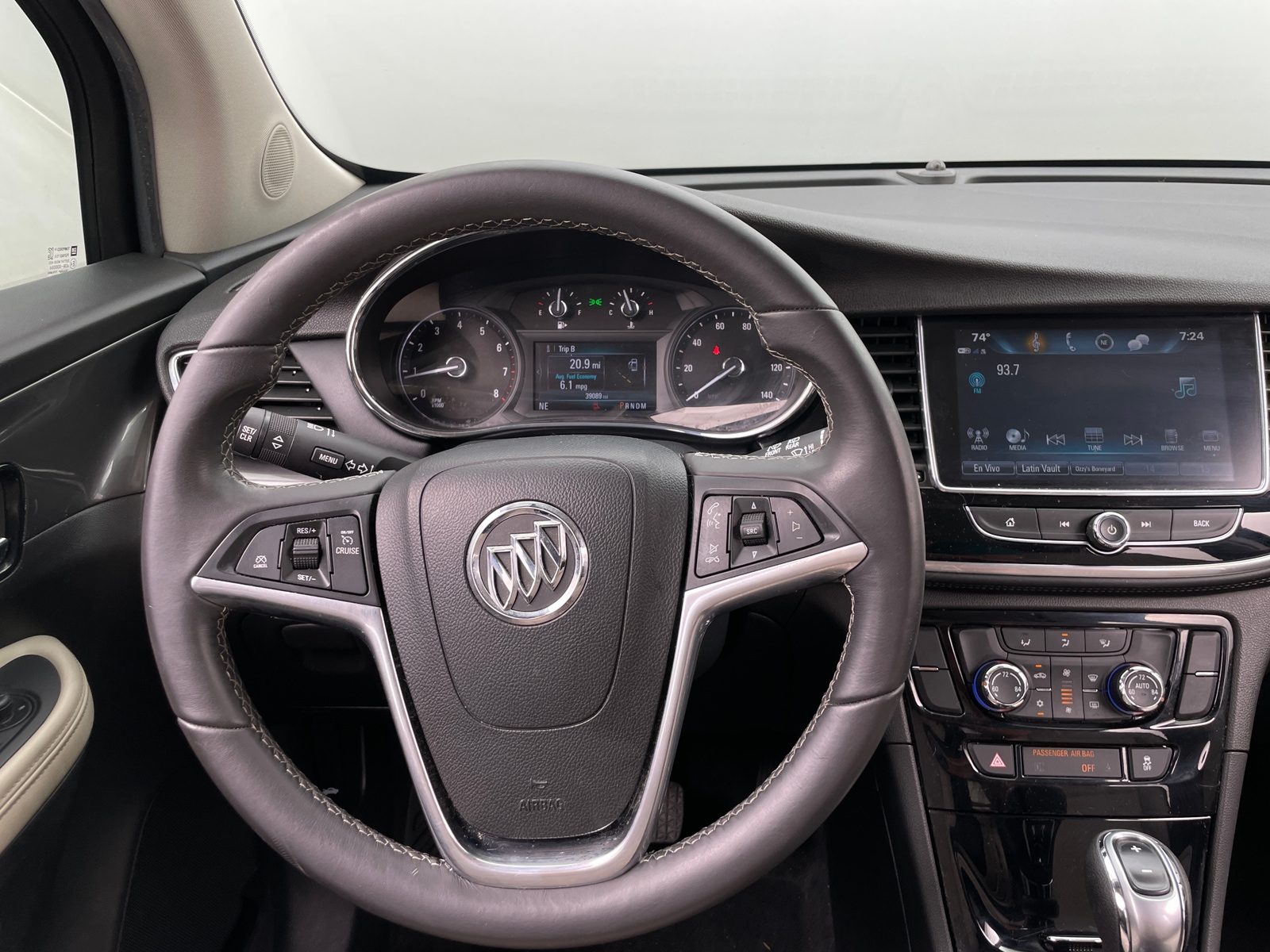 Thumbnail: 2018 Buick Encore - 4