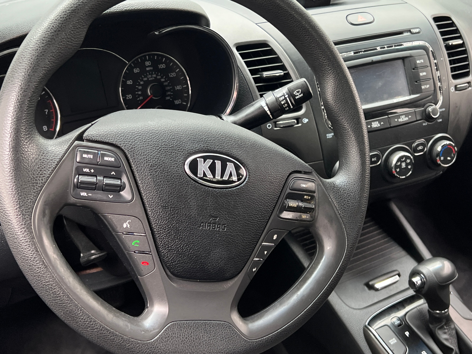 Thumbnail: 2017 Kia Forte - 5