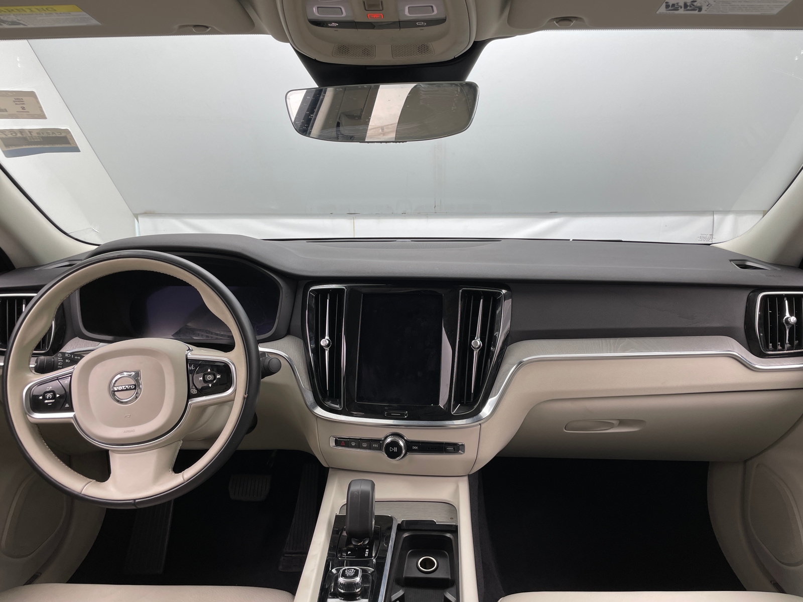 Thumbnail: 2024 Volvo S60 - 2