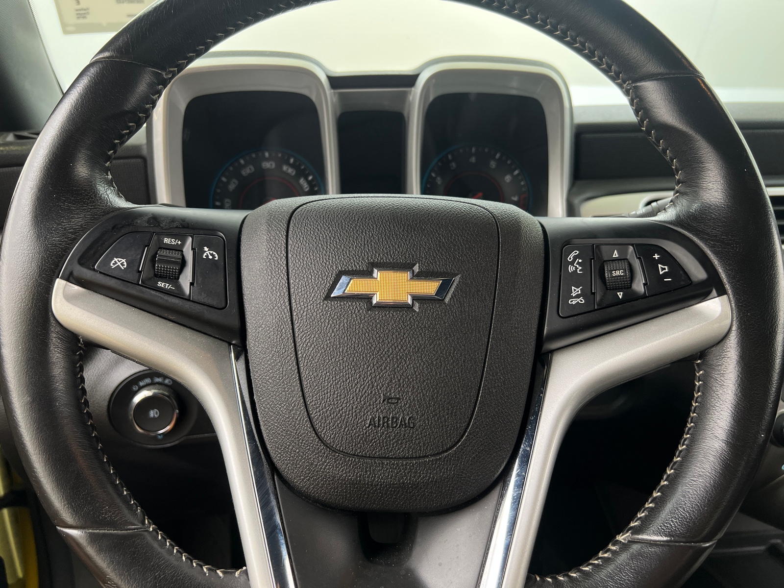 Thumbnail: 2015 Chevrolet Camaro - 5