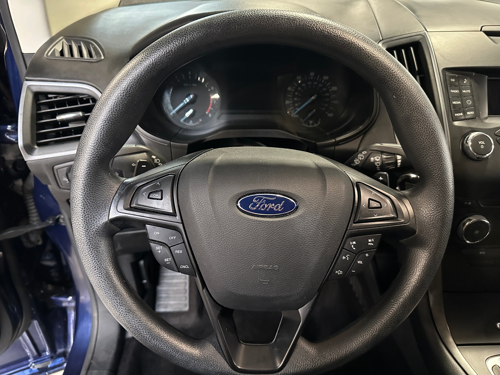 Thumbnail: 2016 Ford Edge - 5