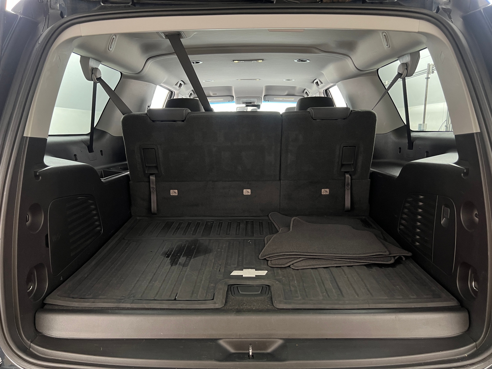 Thumbnail: 2019 Chevrolet Suburban - 7
