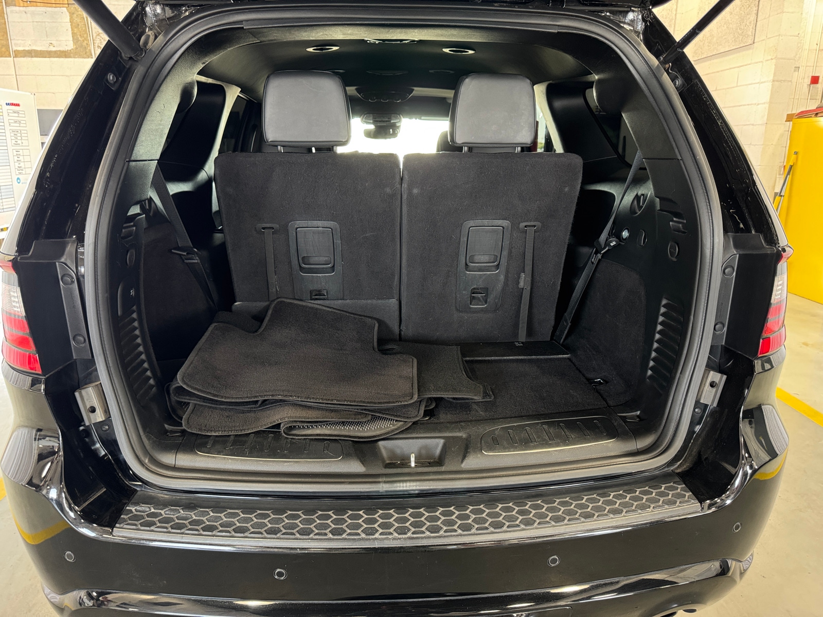 Thumbnail: 2017 Dodge Durango - 6