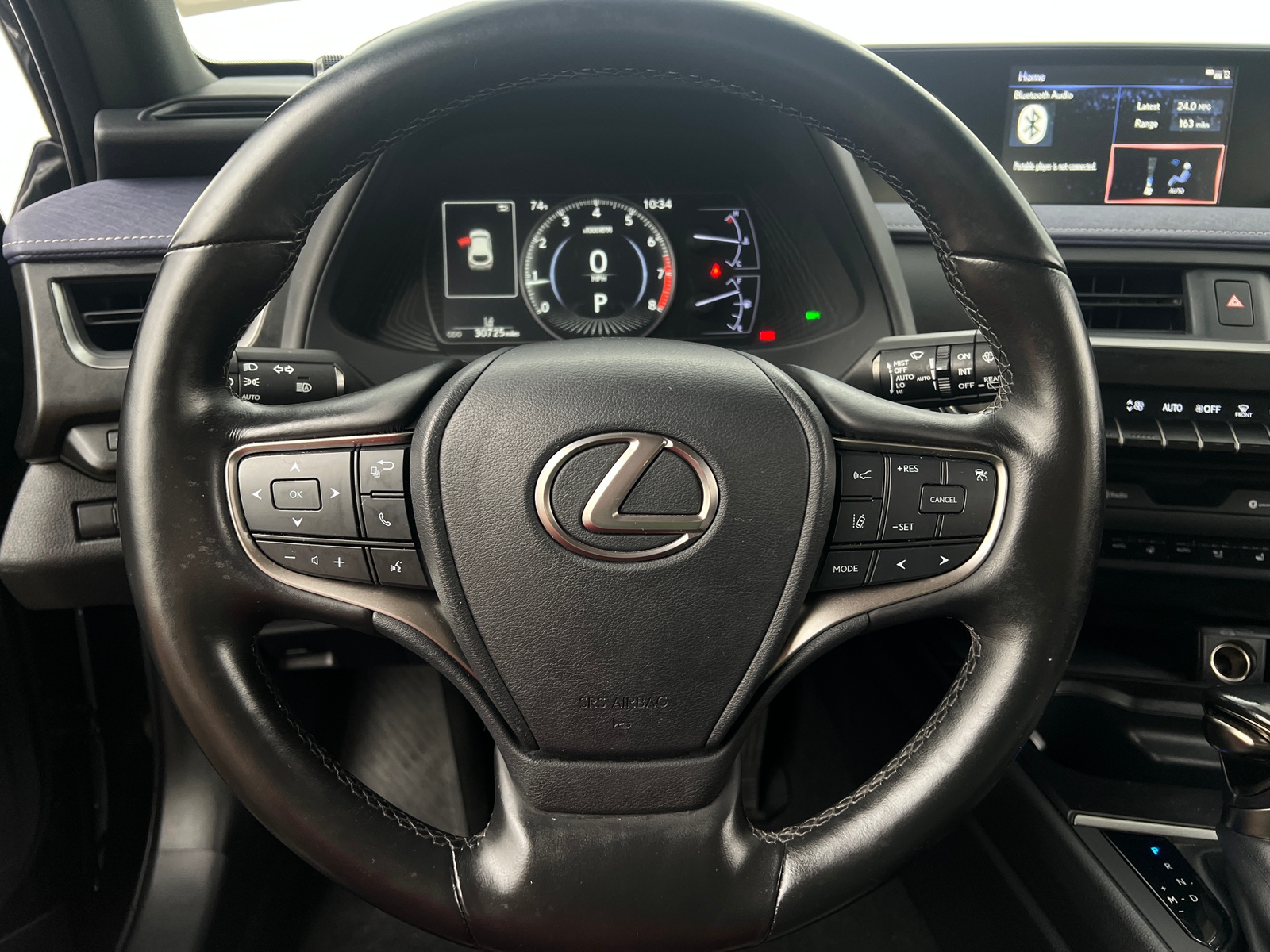 Thumbnail: 2019 Lexus UX - 4