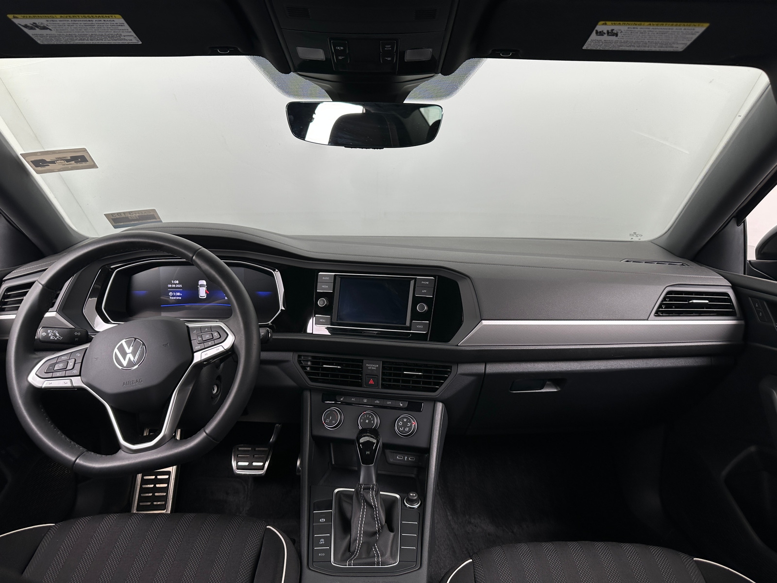 Thumbnail: 2024 Volkswagen Jetta - 3