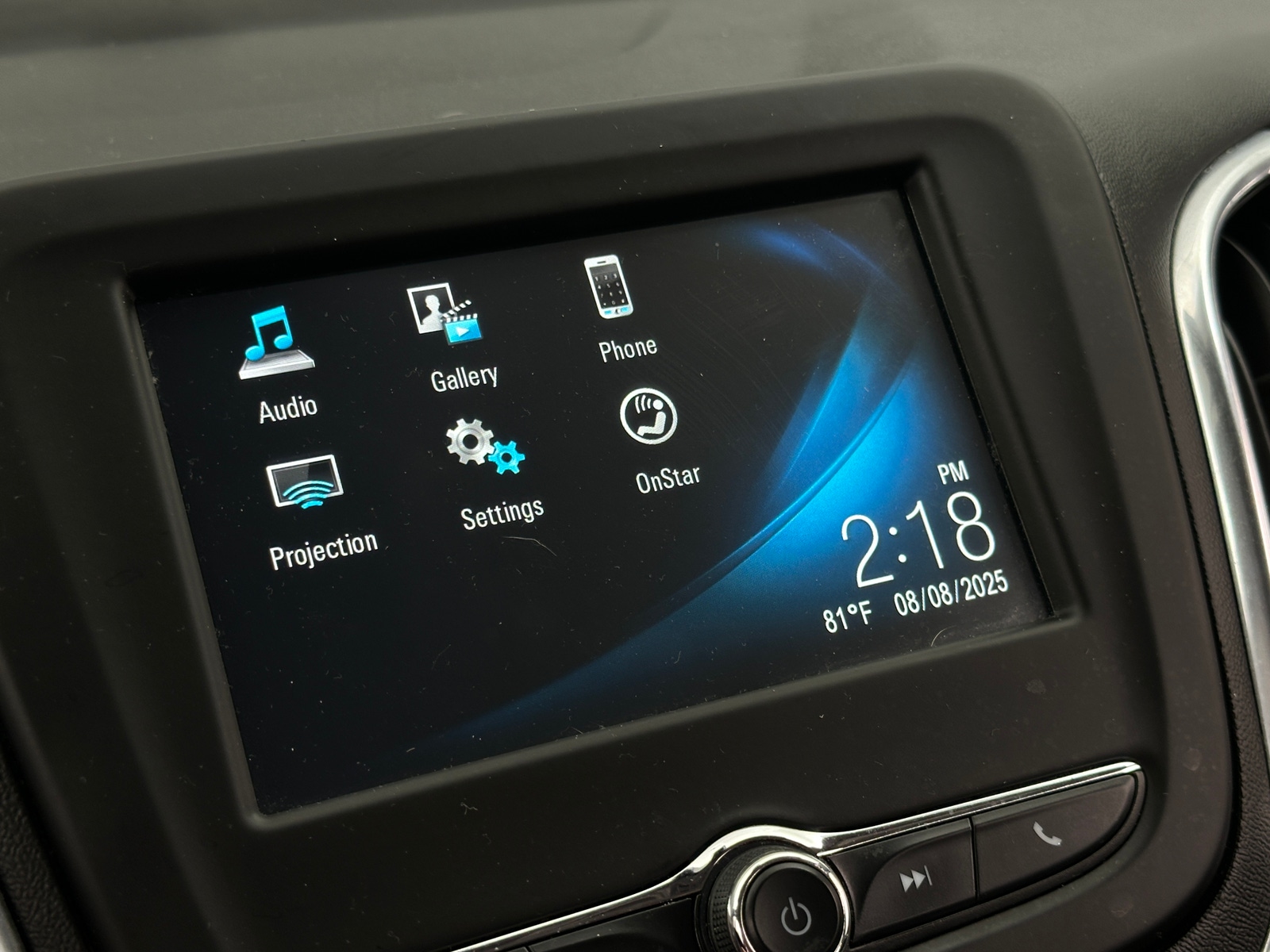 Thumbnail: 2018 Chevrolet Equinox - 4