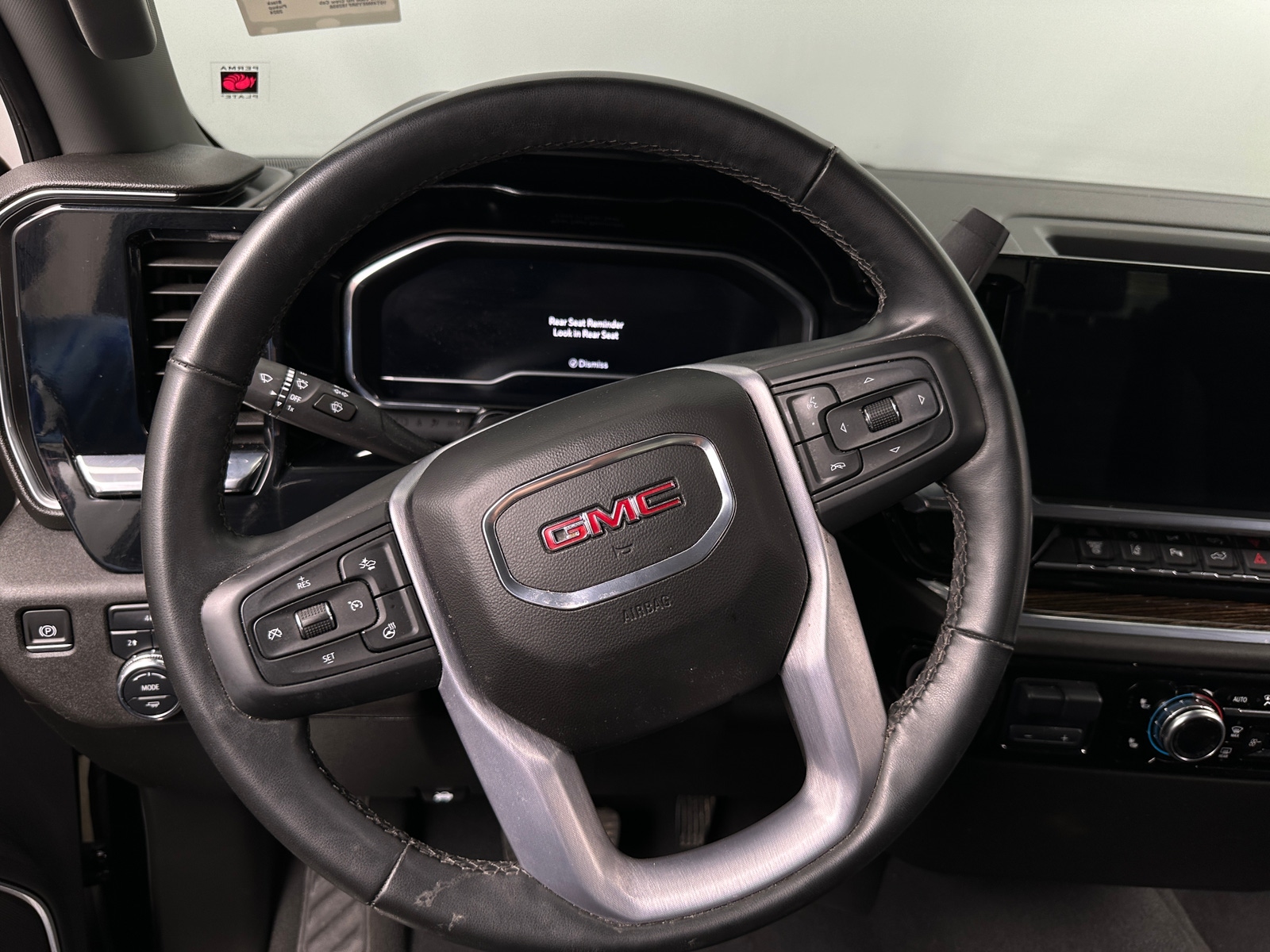 Thumbnail: 2024 GMC Sierra 2500 - 5