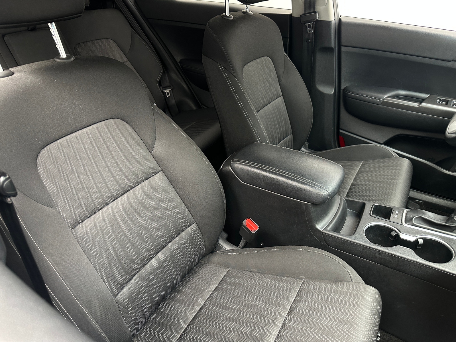 Thumbnail: 2020 Kia Sportage - 2
