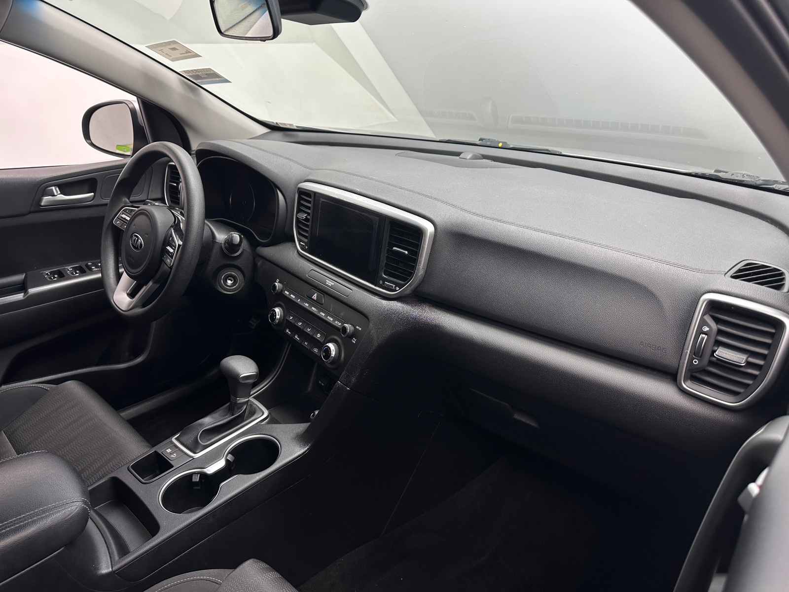 Thumbnail: 2020 Kia Sportage - 3