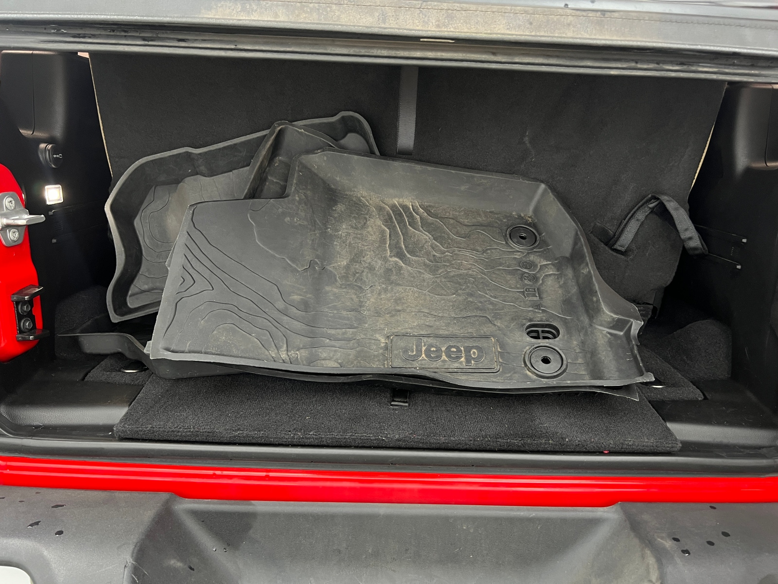 Thumbnail: 2021 Jeep Wrangler - 7