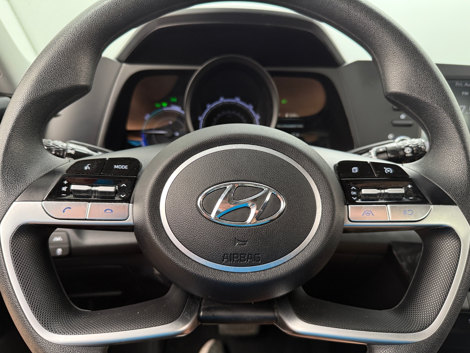 Thumbnail: 2023 Hyundai Elantra - 5