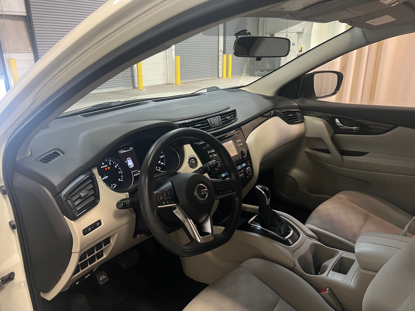 Thumbnail: 2018 Nissan Rogue Sport - 3
