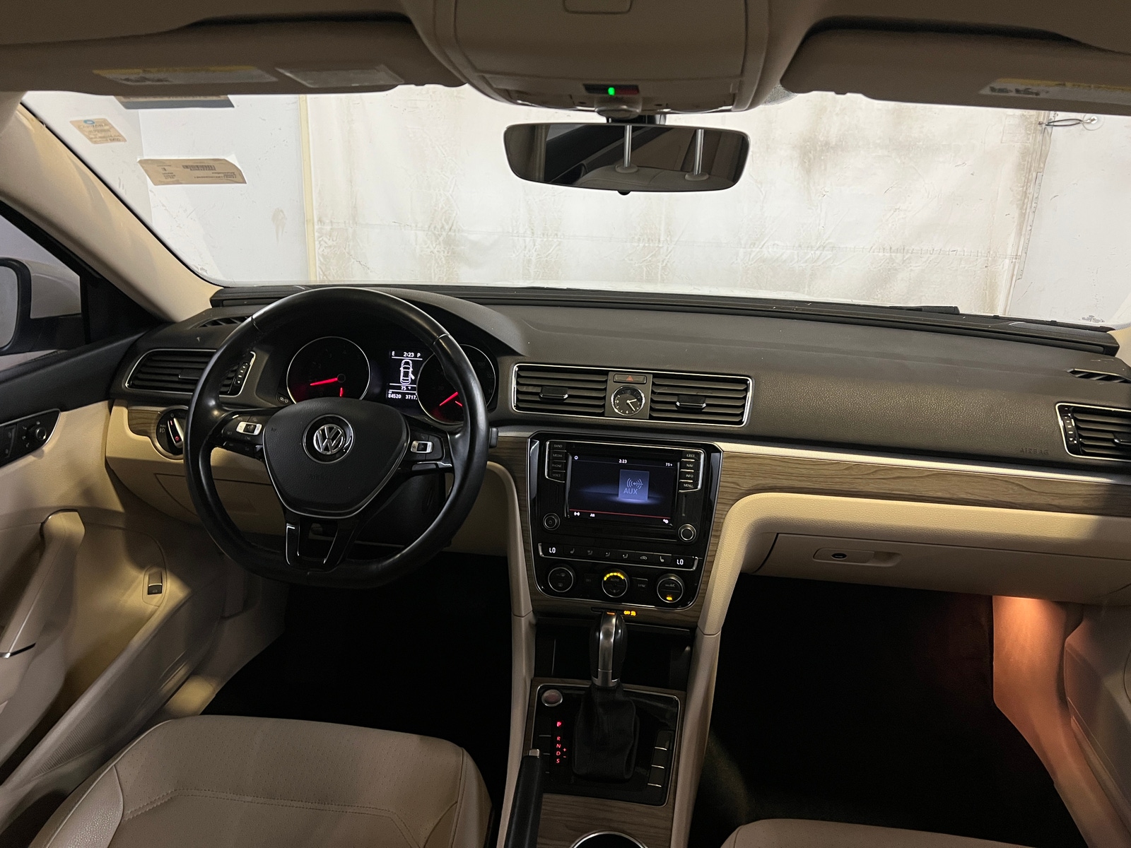 Thumbnail: 2016 Volkswagen Passat - 2