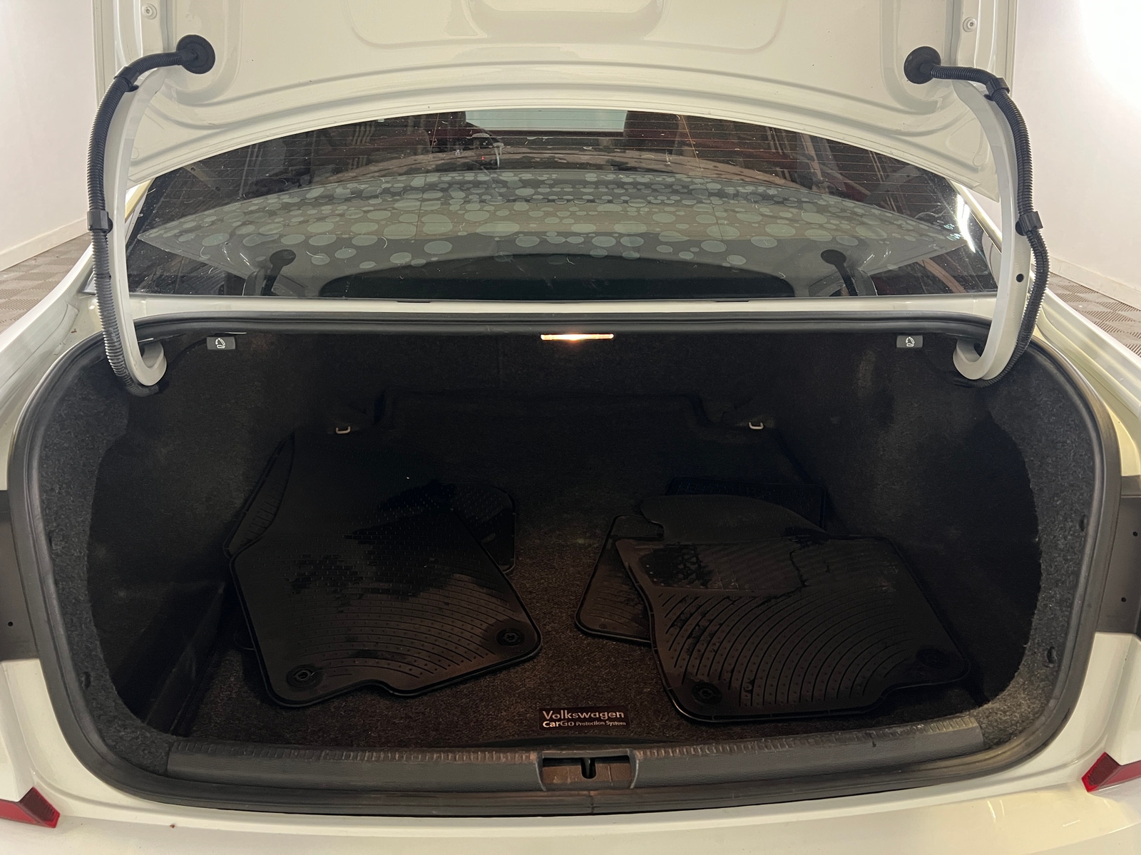 Thumbnail: 2016 Volkswagen Passat - 6