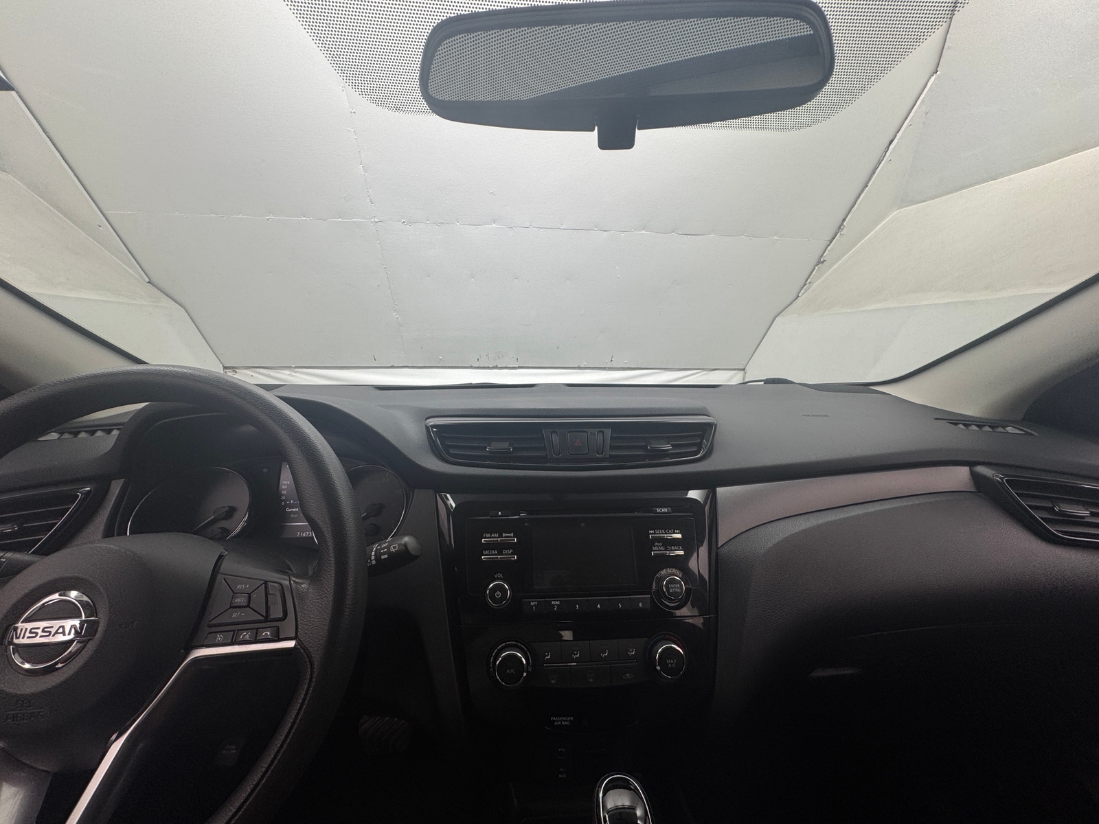 Thumbnail: 2018 Nissan Rogue Sport - 3