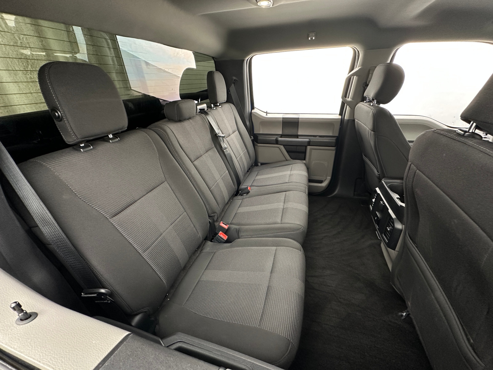 Thumbnail: 2018 Ford Econoline - 6