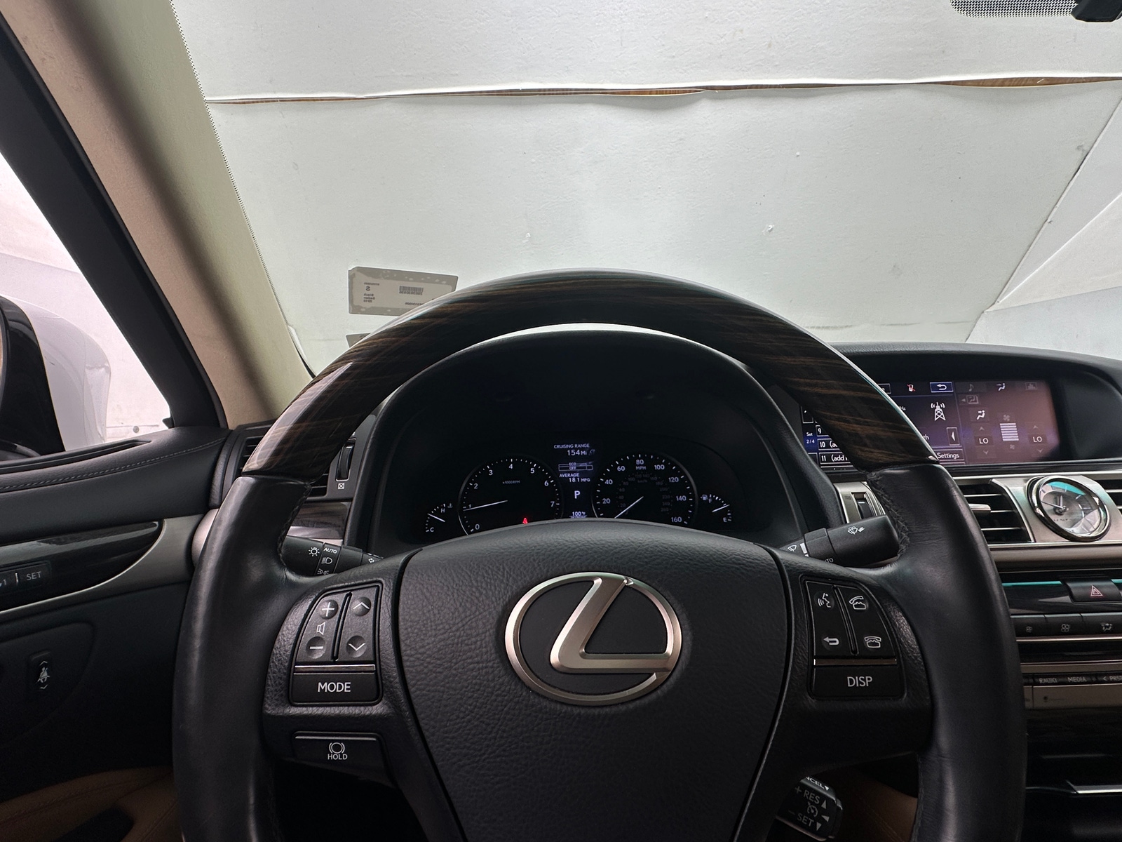 Thumbnail: 2015 Lexus LS - 4