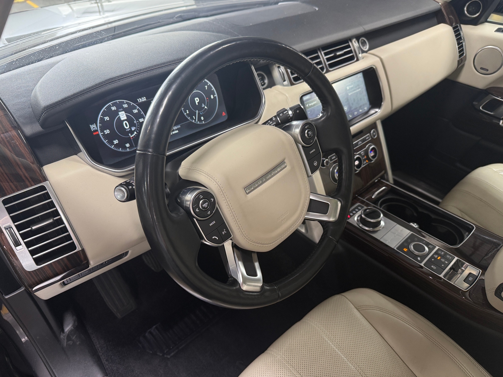 Thumbnail: 2017 Land Rover Range Rover - 2
