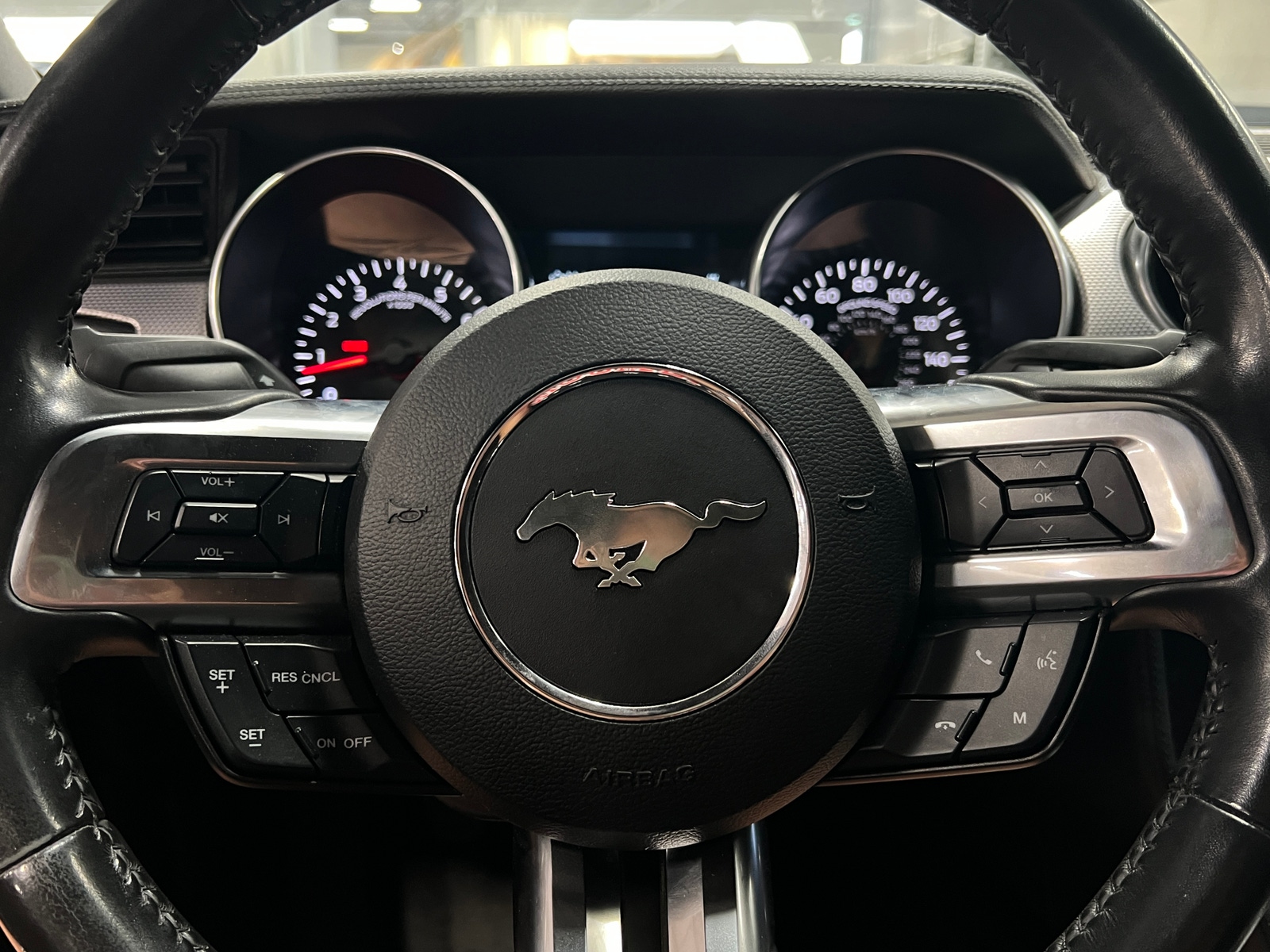 Thumbnail: 2019 Ford Mustang - 4
