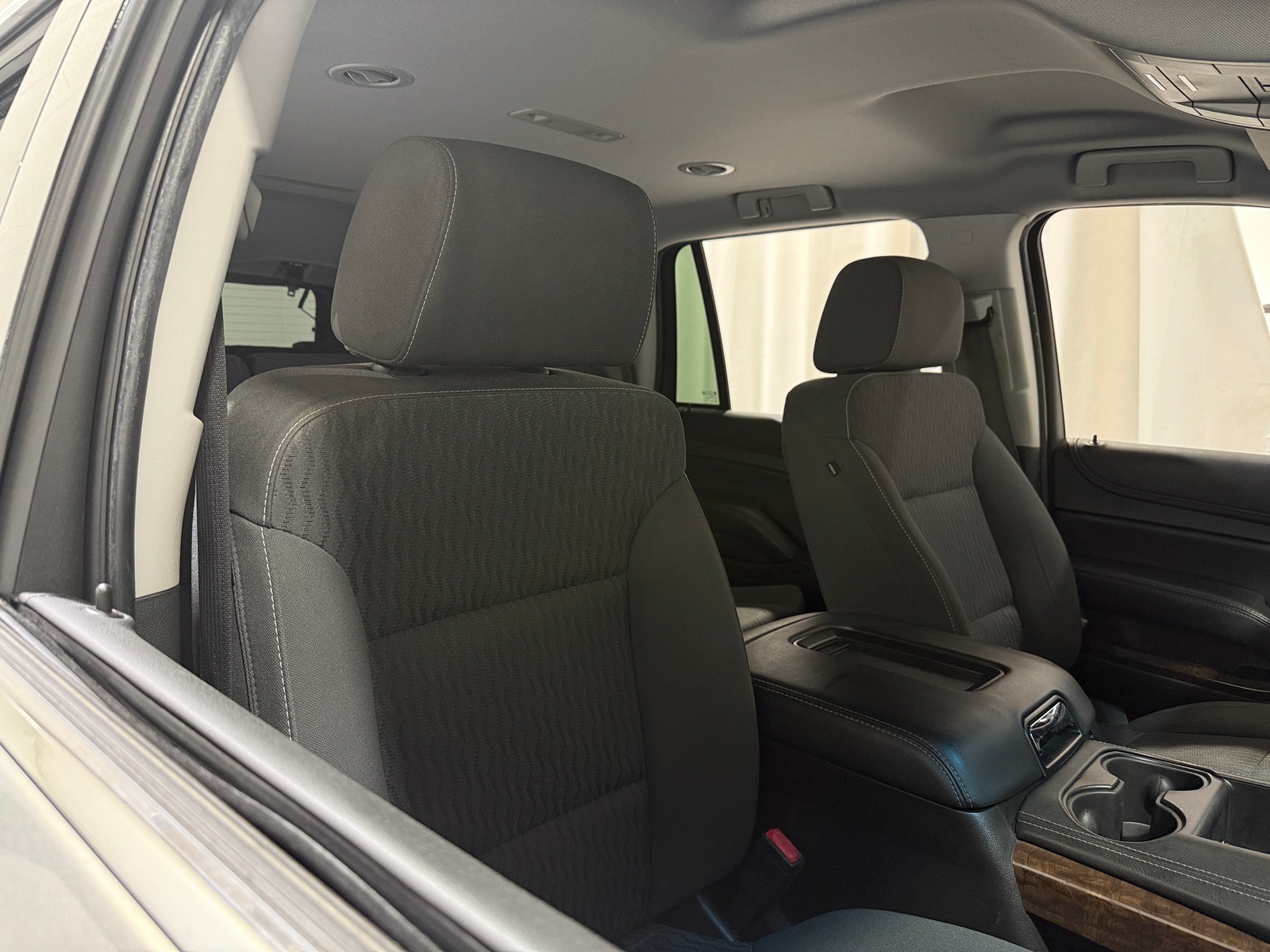 Thumbnail: 2019 Chevrolet Tahoe - 2