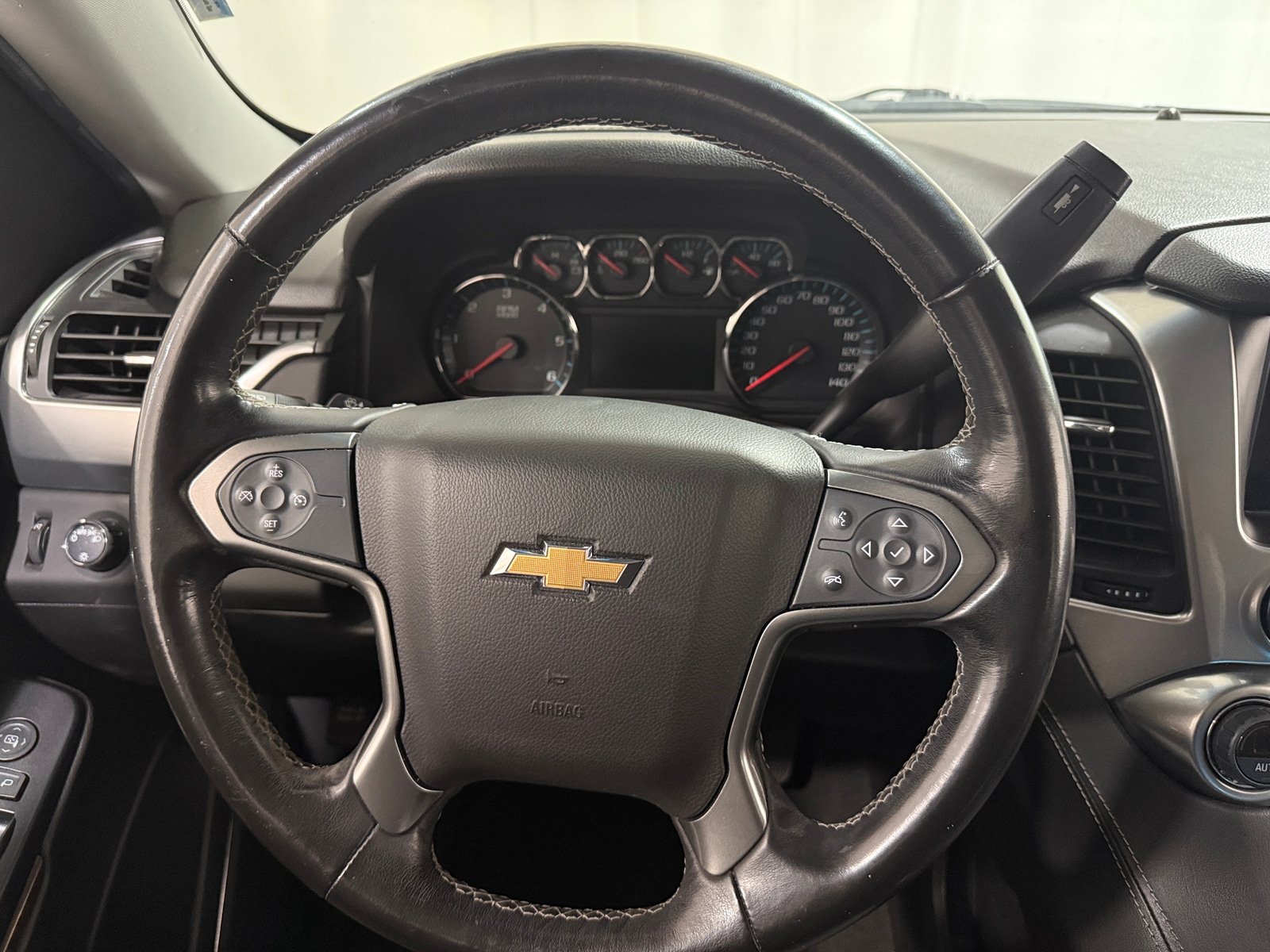 Thumbnail: 2019 Chevrolet Tahoe - 5