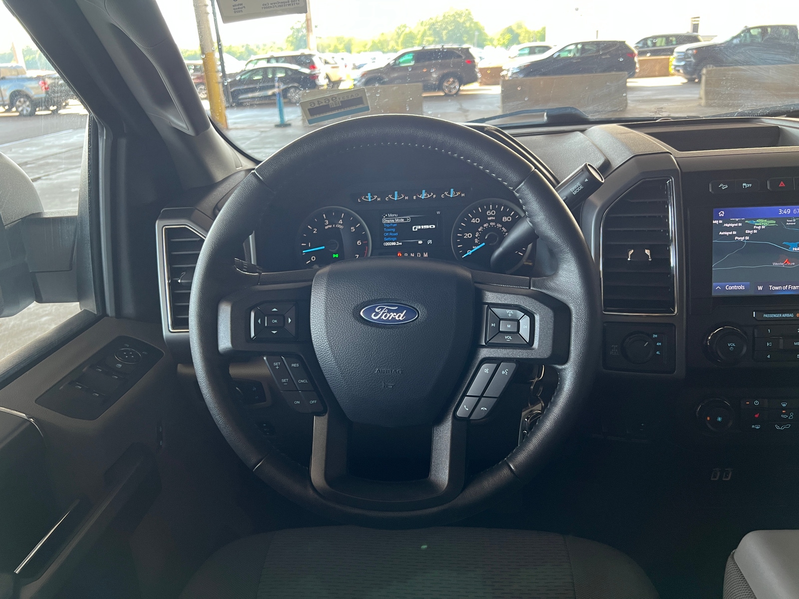 Thumbnail: 2020 Ford Econoline - 5