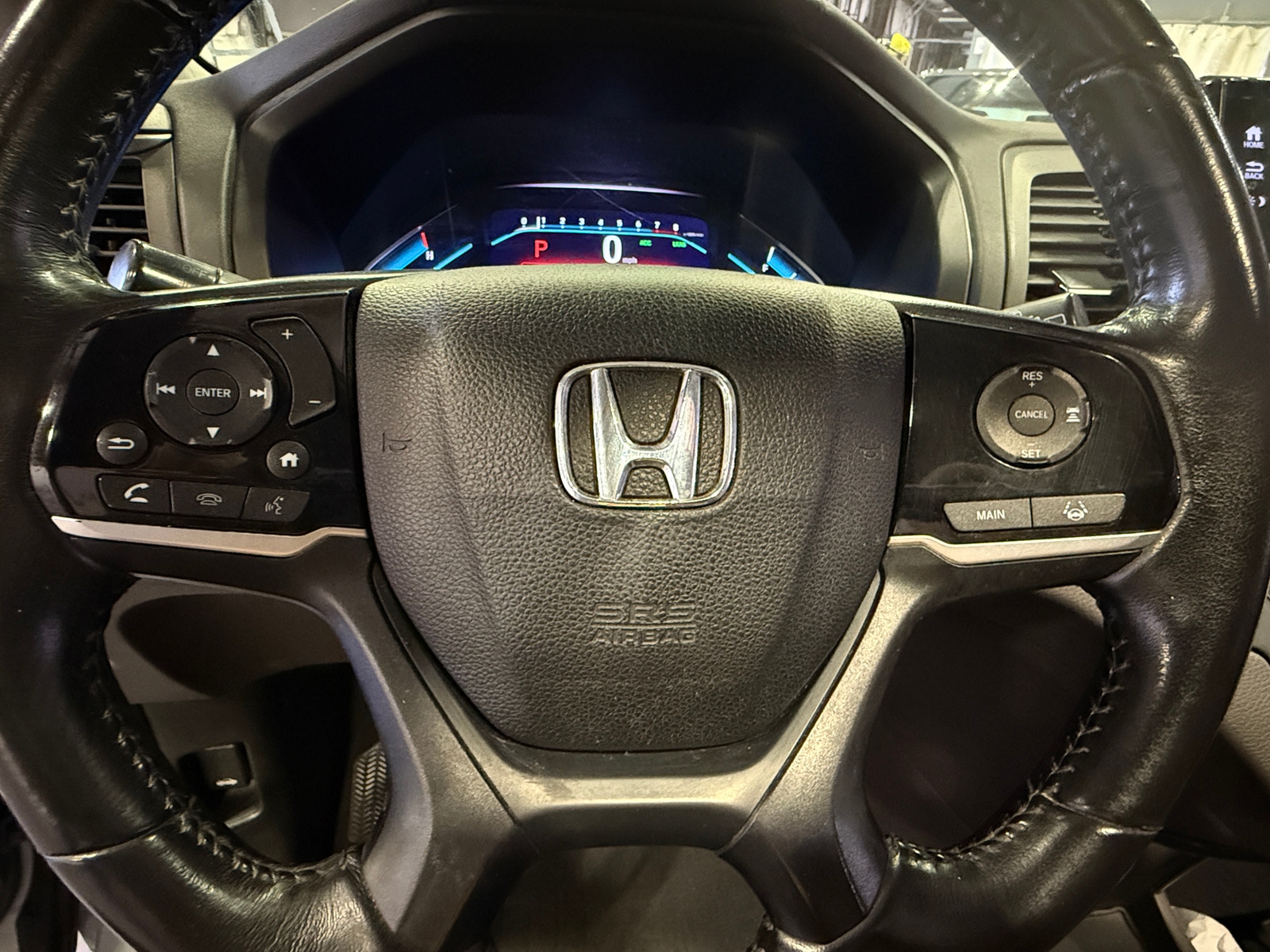 Thumbnail: 2018 Honda Odyssey - 4