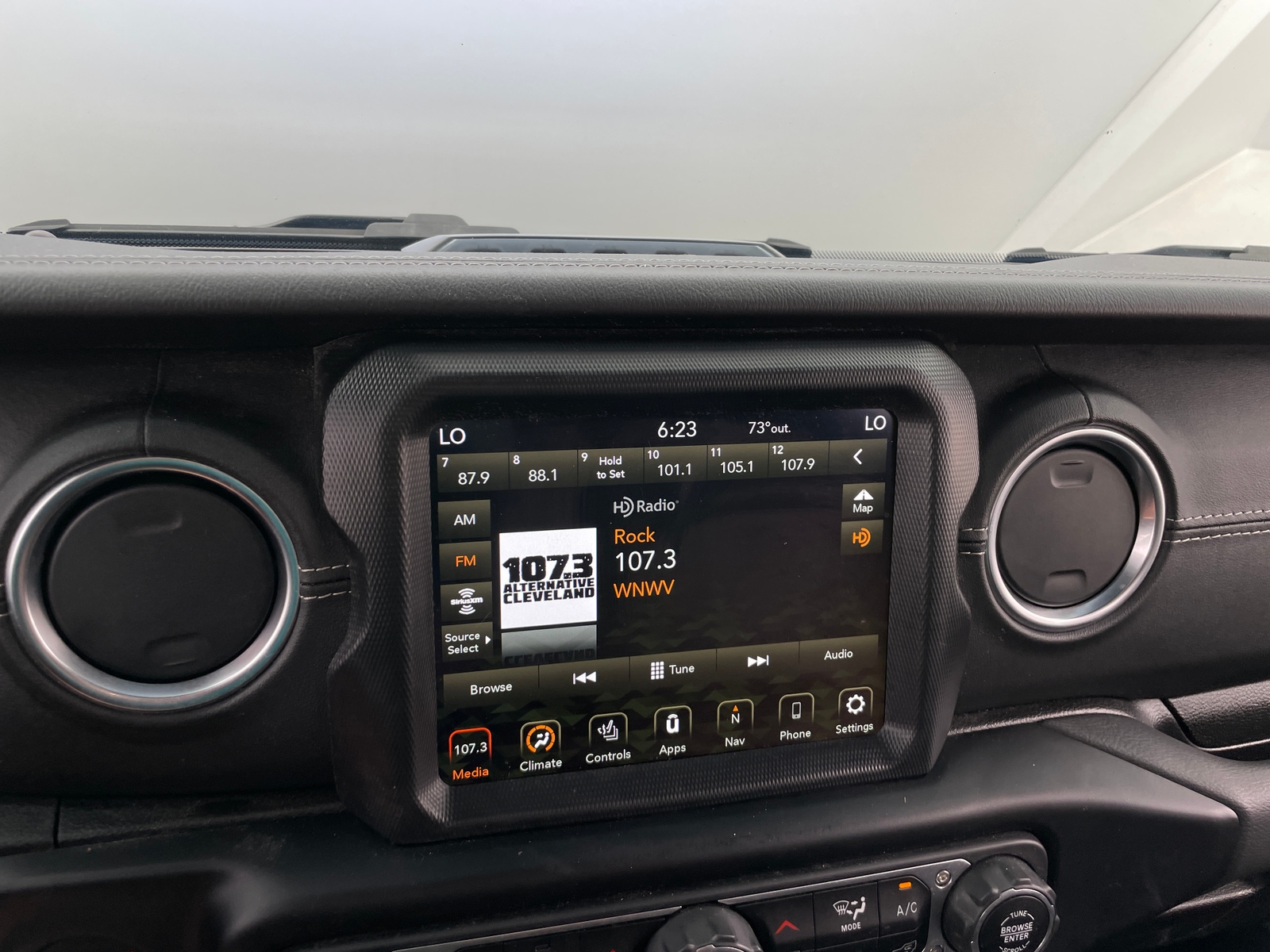 Thumbnail: 2023 Jeep Wrangler - 3