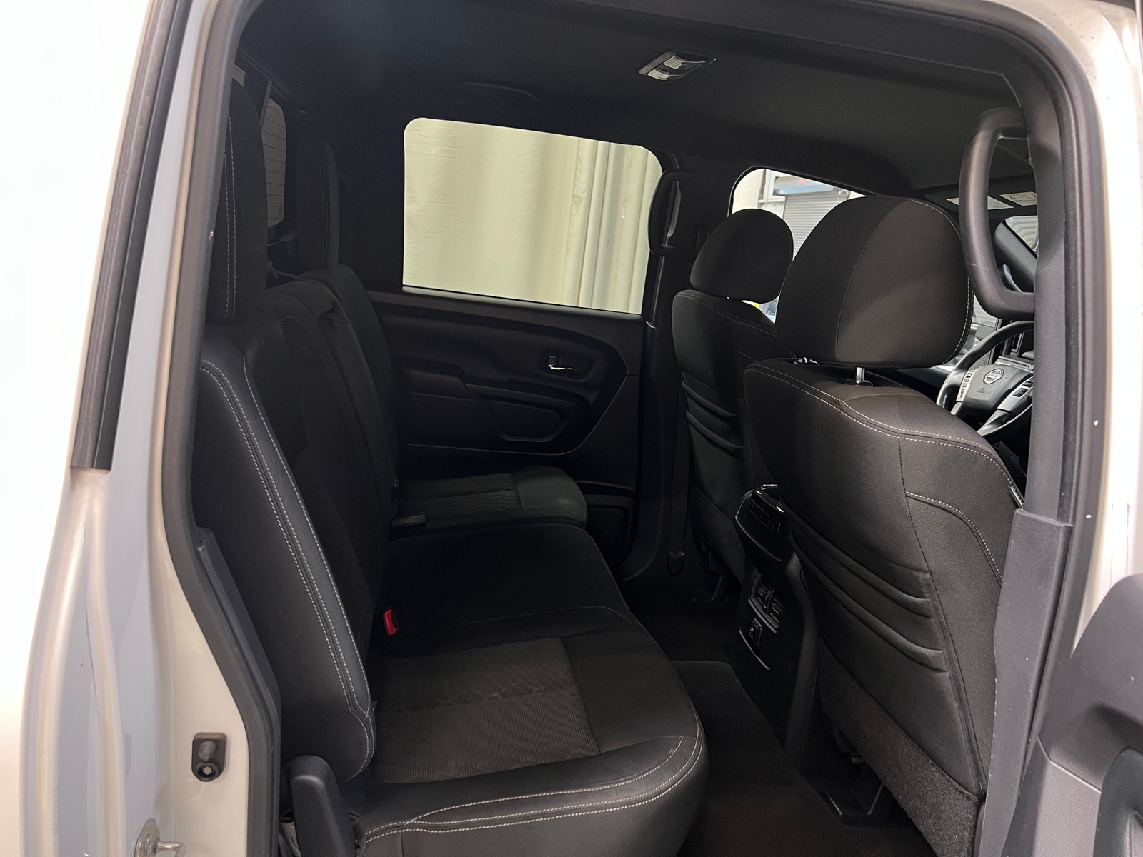 Thumbnail: 2018 Nissan Titan - 6