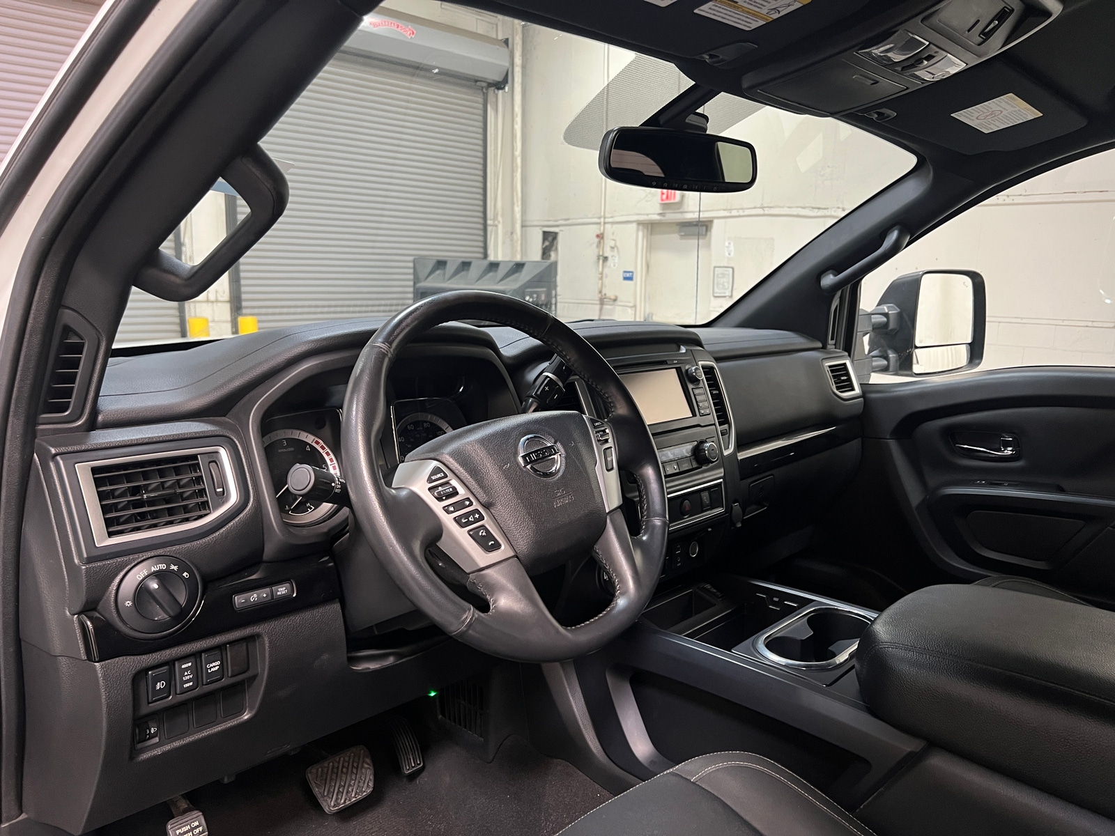 Thumbnail: 2018 Nissan Titan - 3